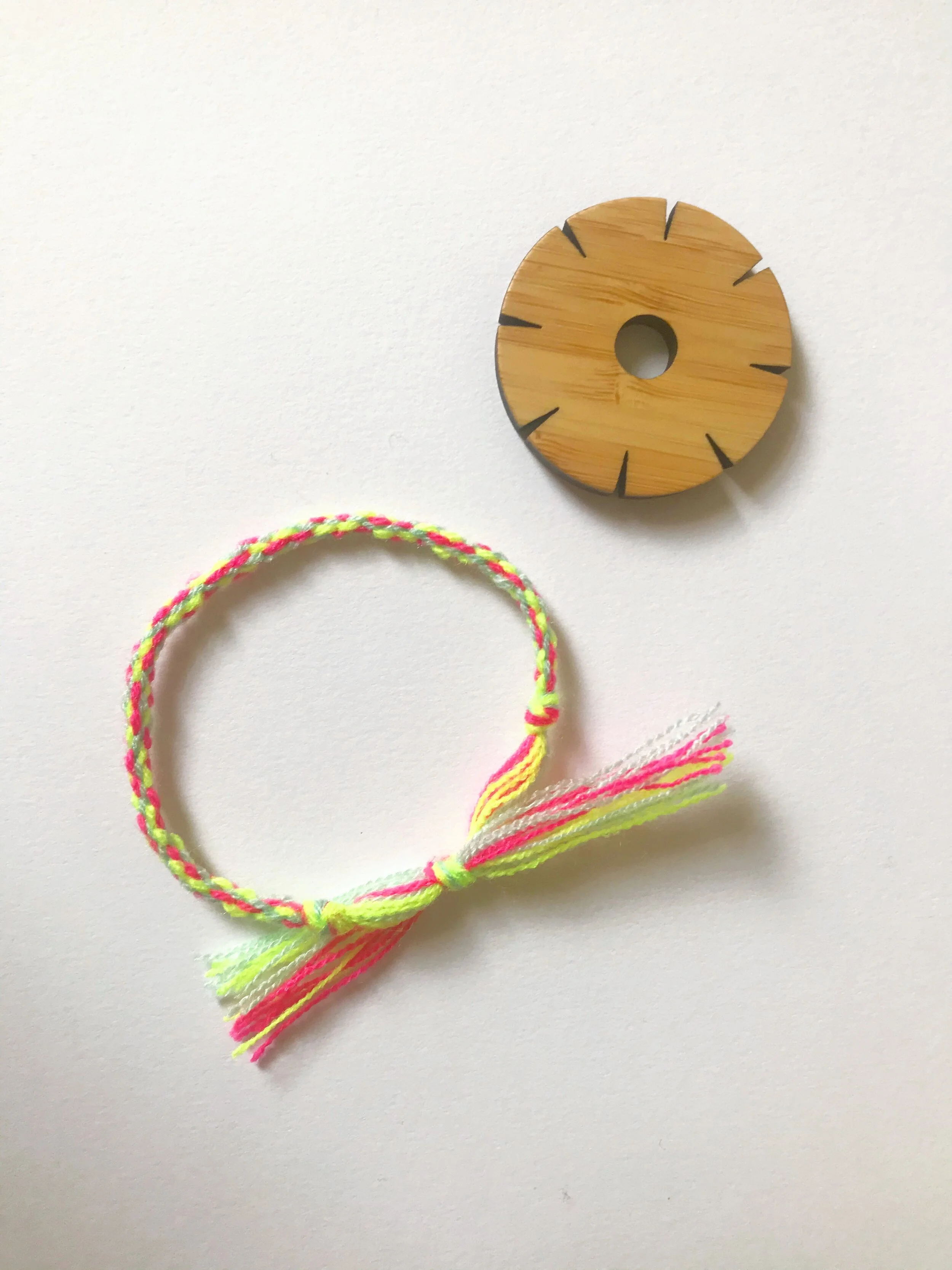 The Scrap Project: Kumihimo Bracelets