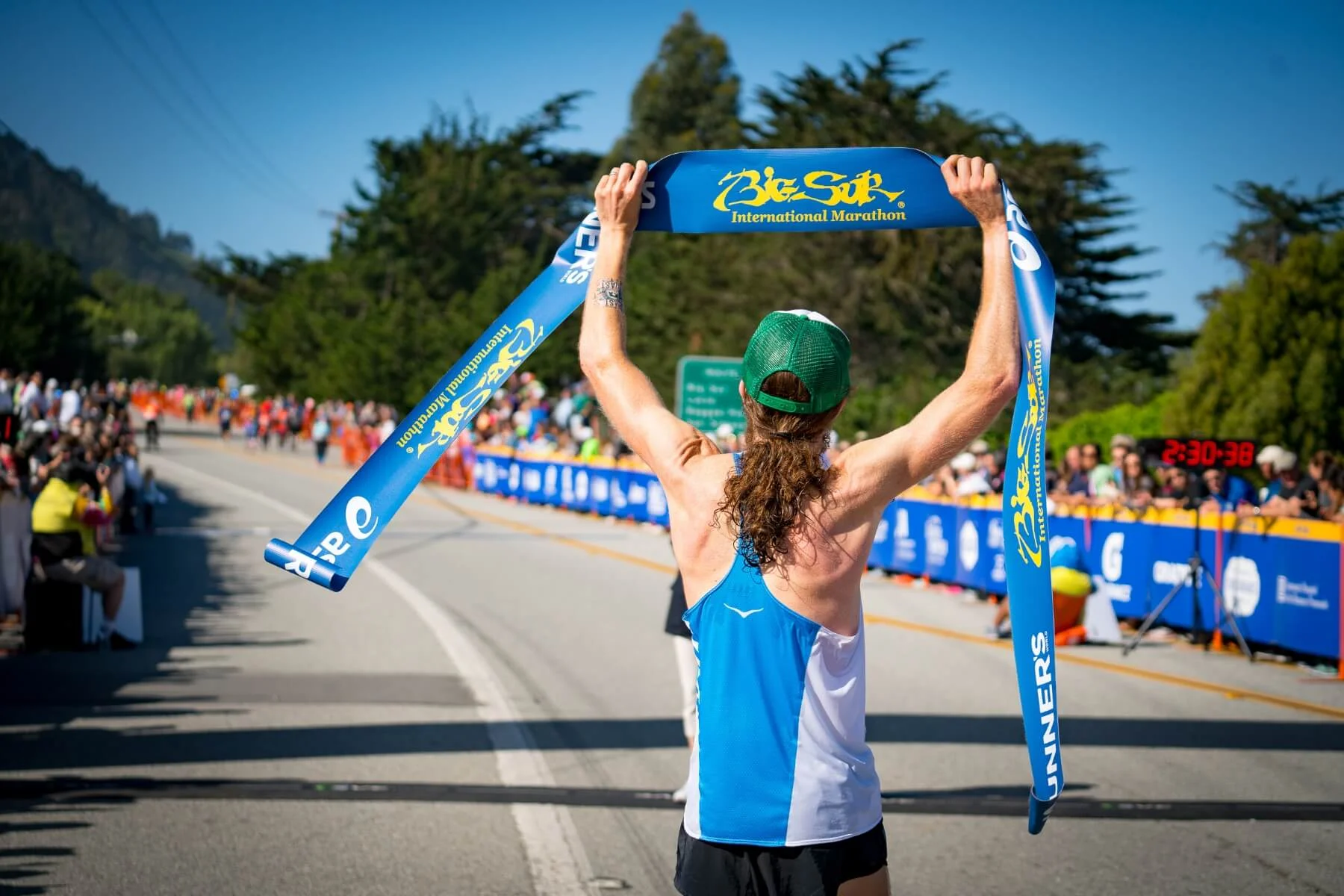 sports-photographer-runner-bigsur-marathon