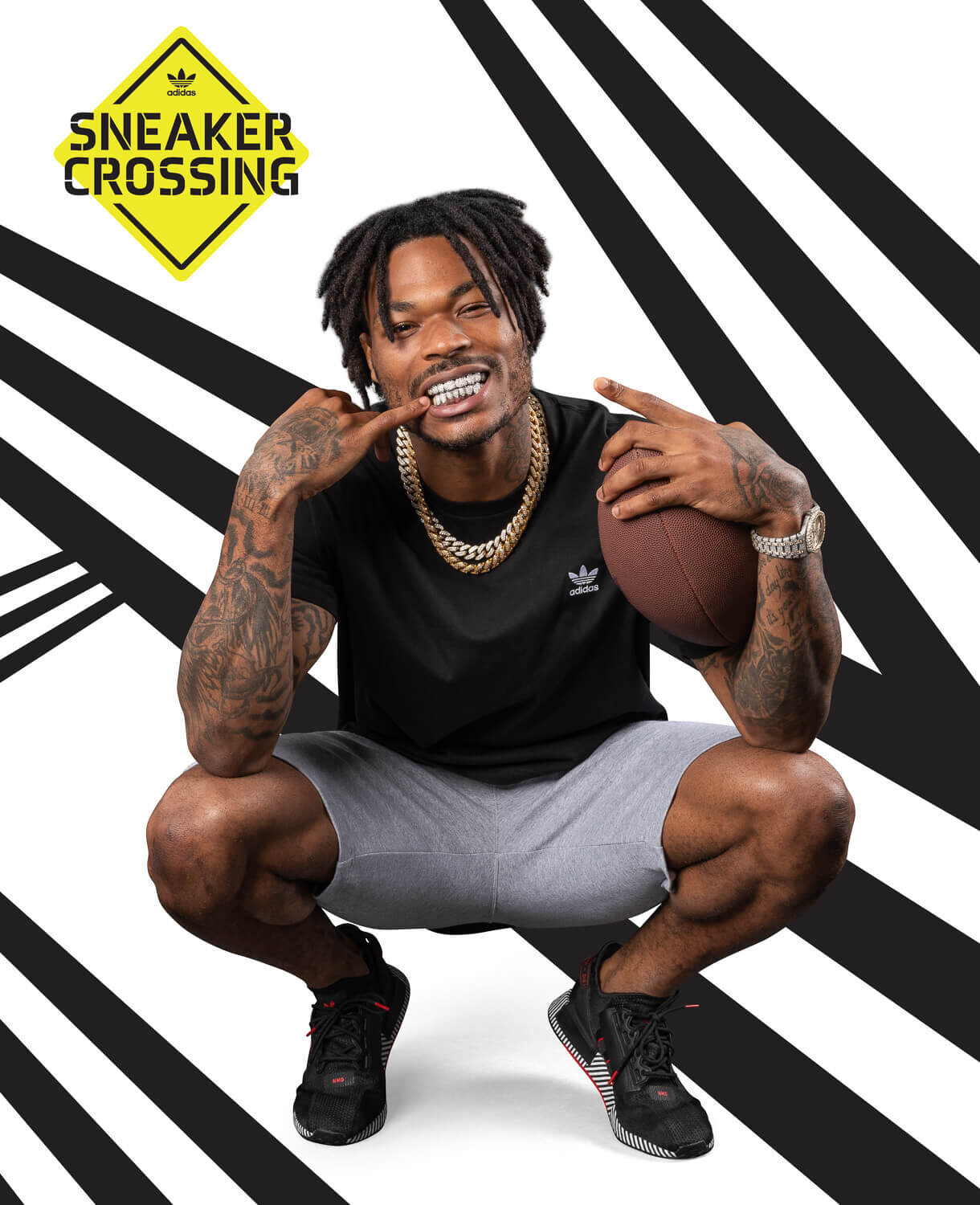 sneaker crossing nmd