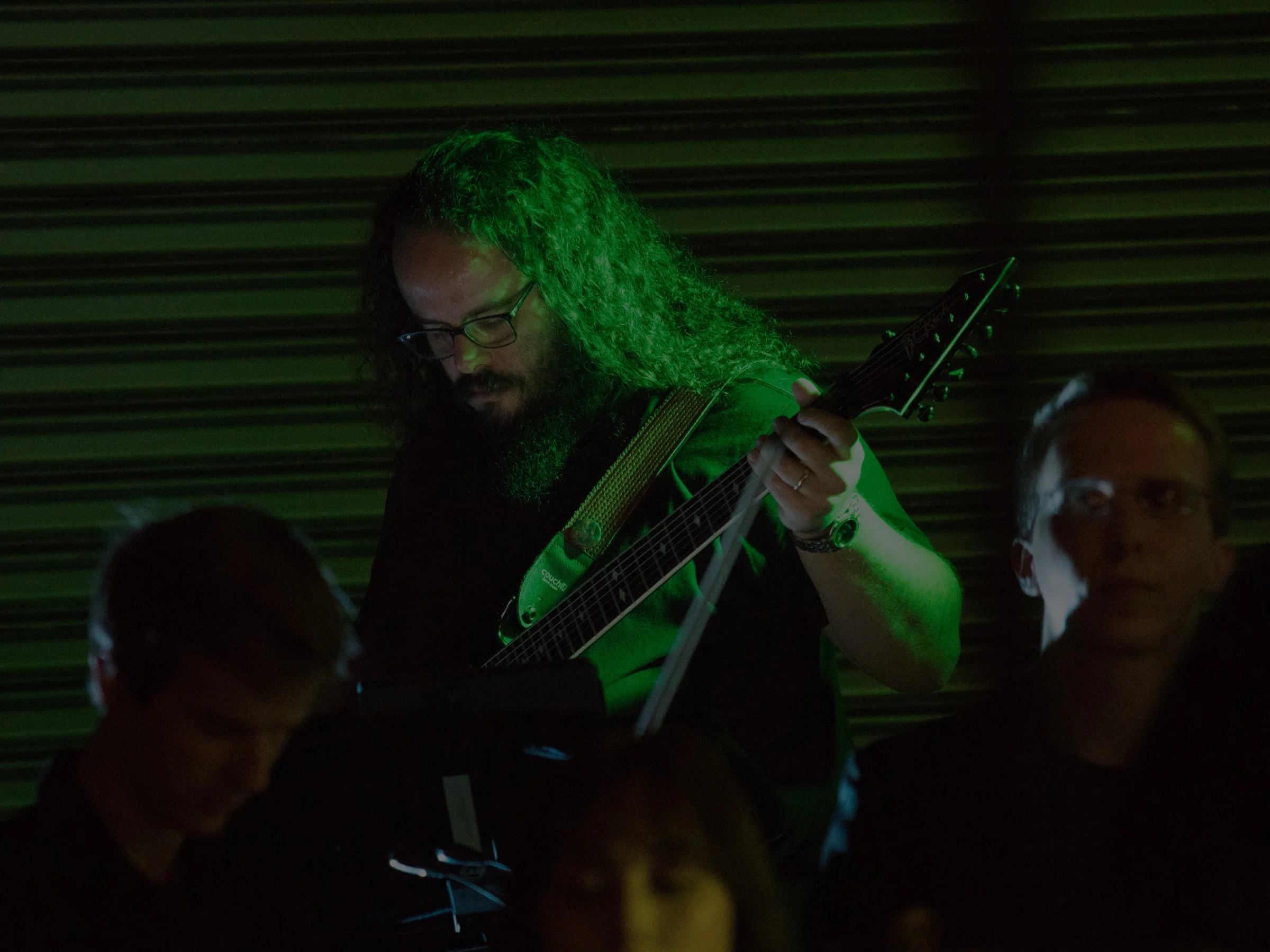 deyoe_guitar-small.jpg