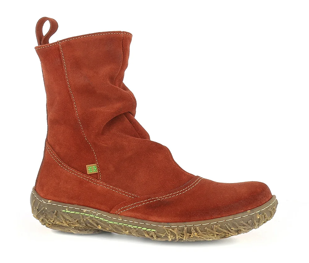 N787 - caldera suede $239