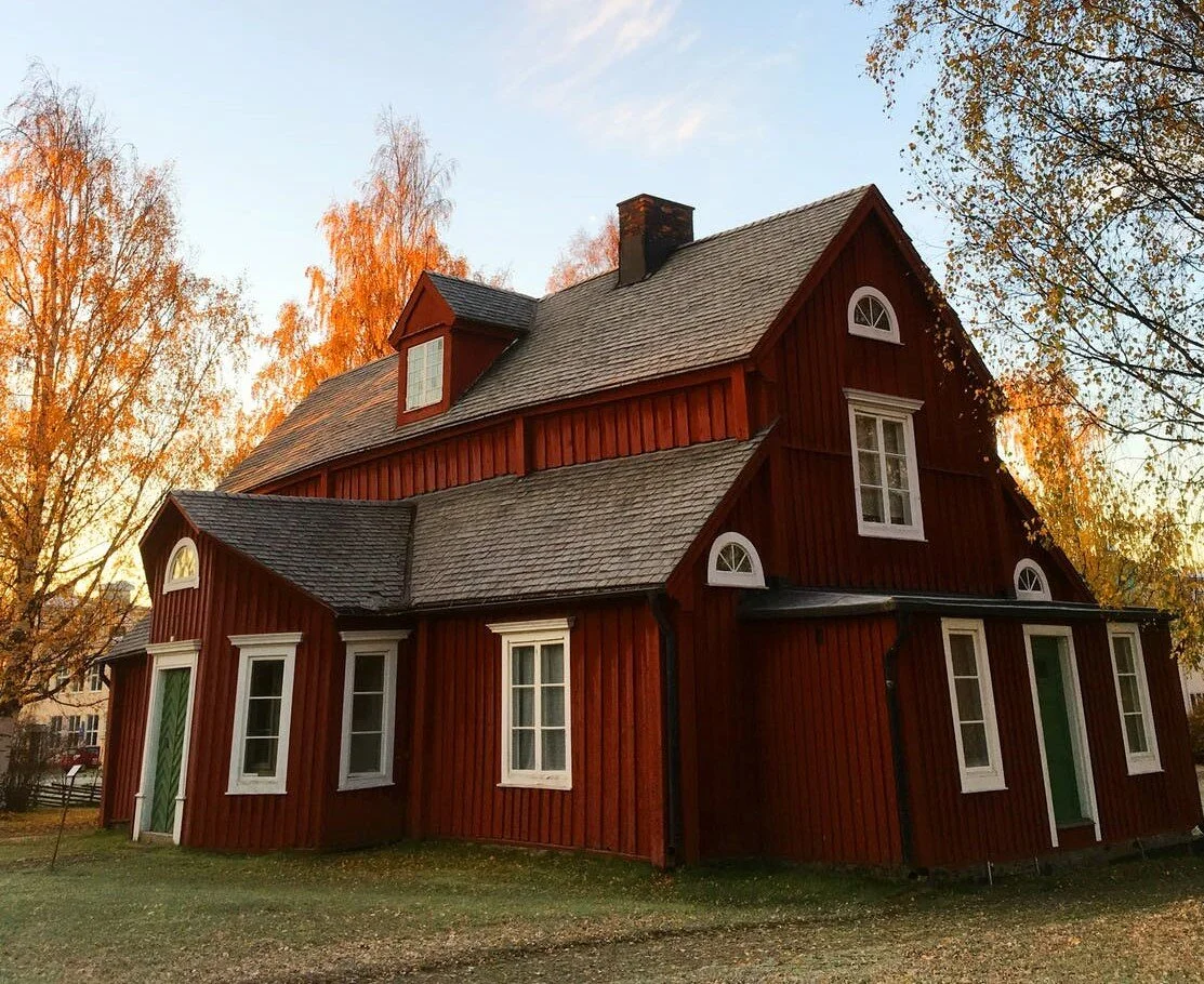 7 Reasons to Hire A Cleaning Service: Your Home Will Thank You