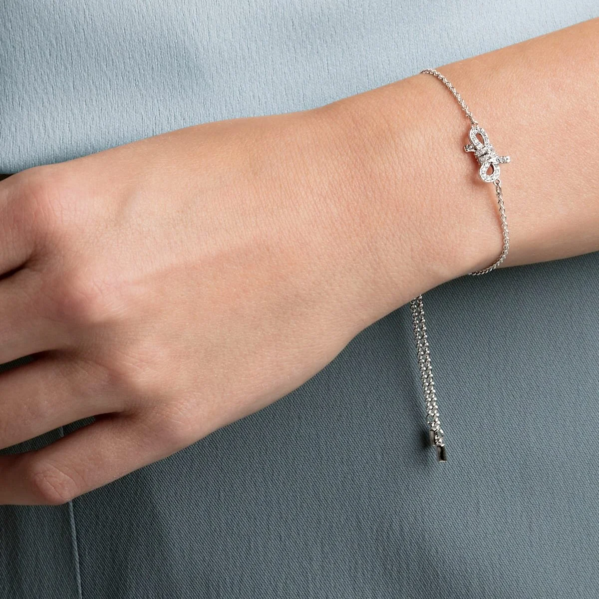 lifelong-bow-bracelet--white--rhodium-plated-swarovski-5469983.jpg