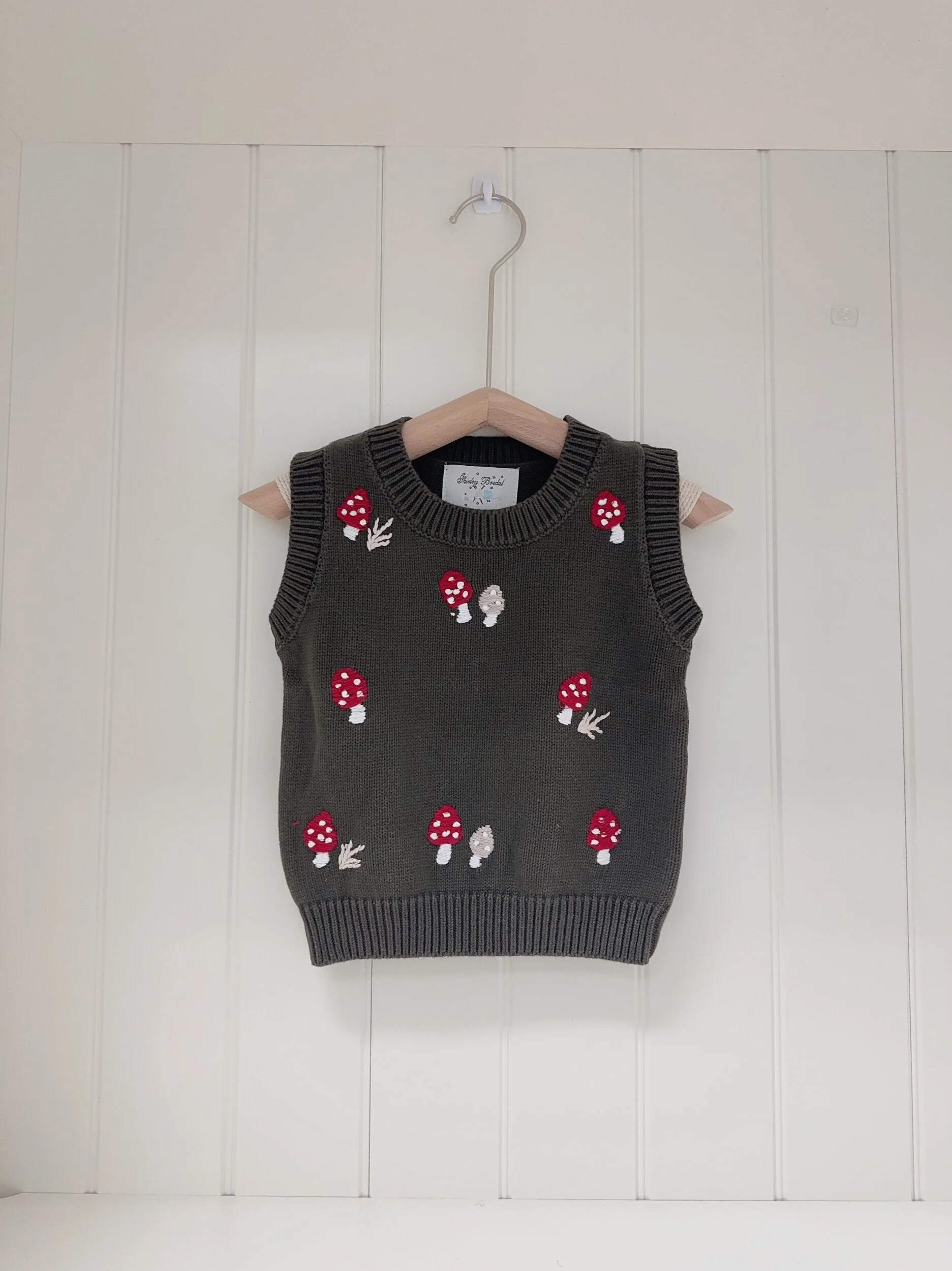 10EAAA43-AF86-479E-9E43-A1B4C3333A8B