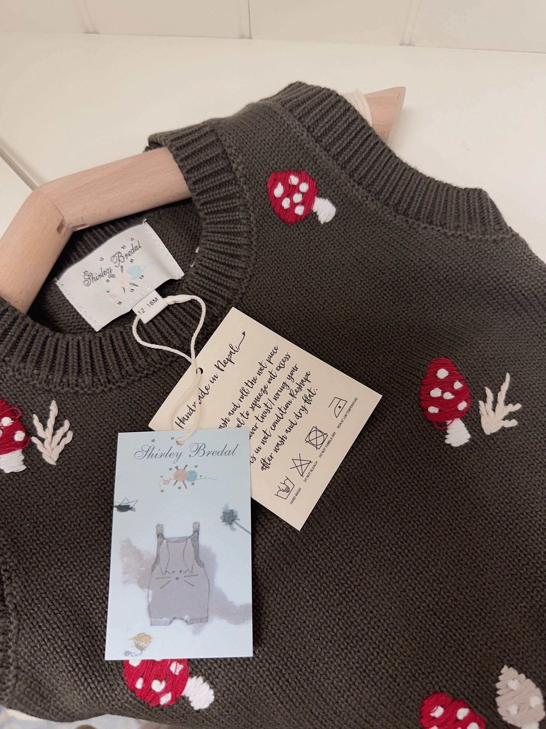 E60E9C26-AA49-4056-AA18-D35F896E75F5