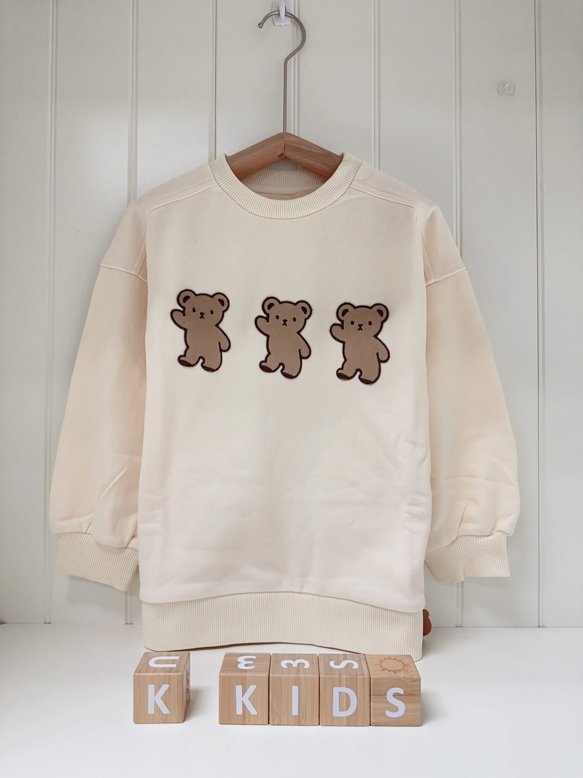 5EF7D221-0CF1-4D1C-8D73-1394BBCC5408