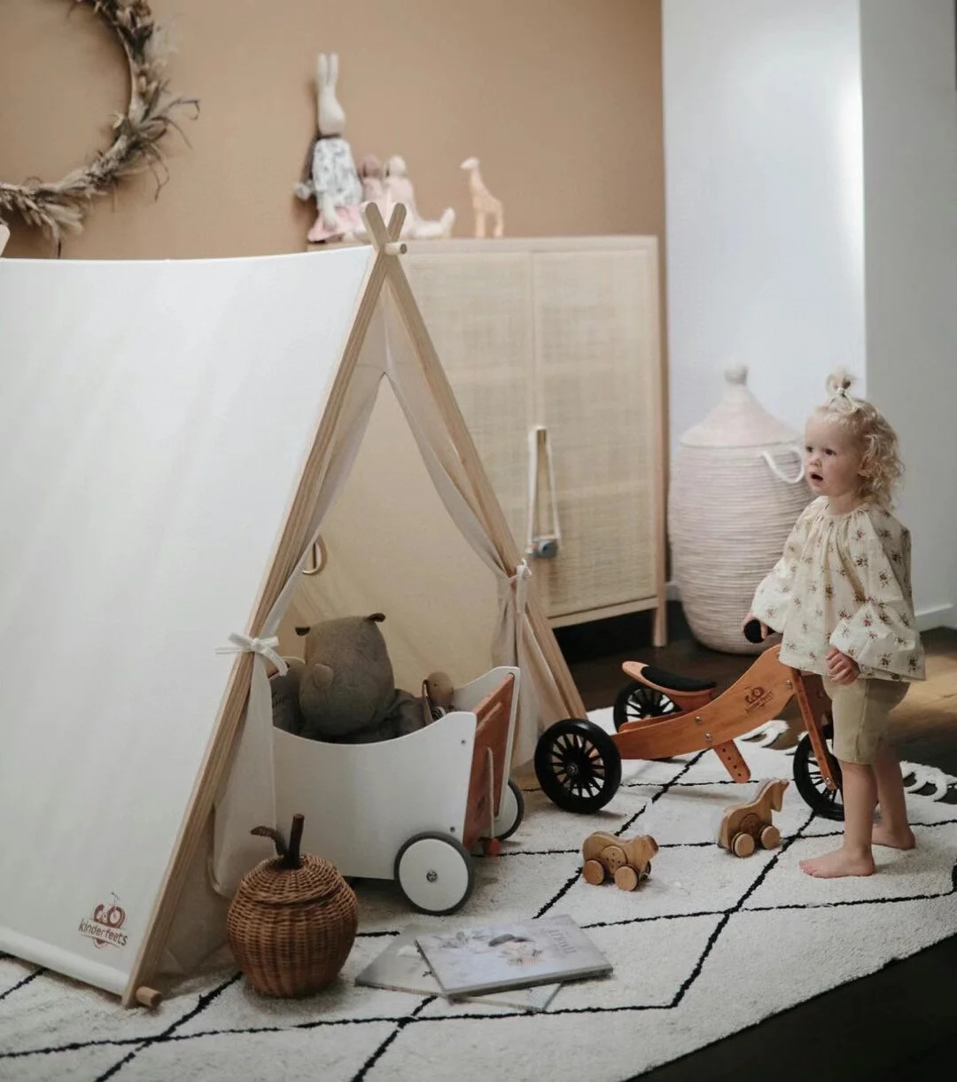 299EADD1-E4D4-4DF9-A05C-572E0144C39C