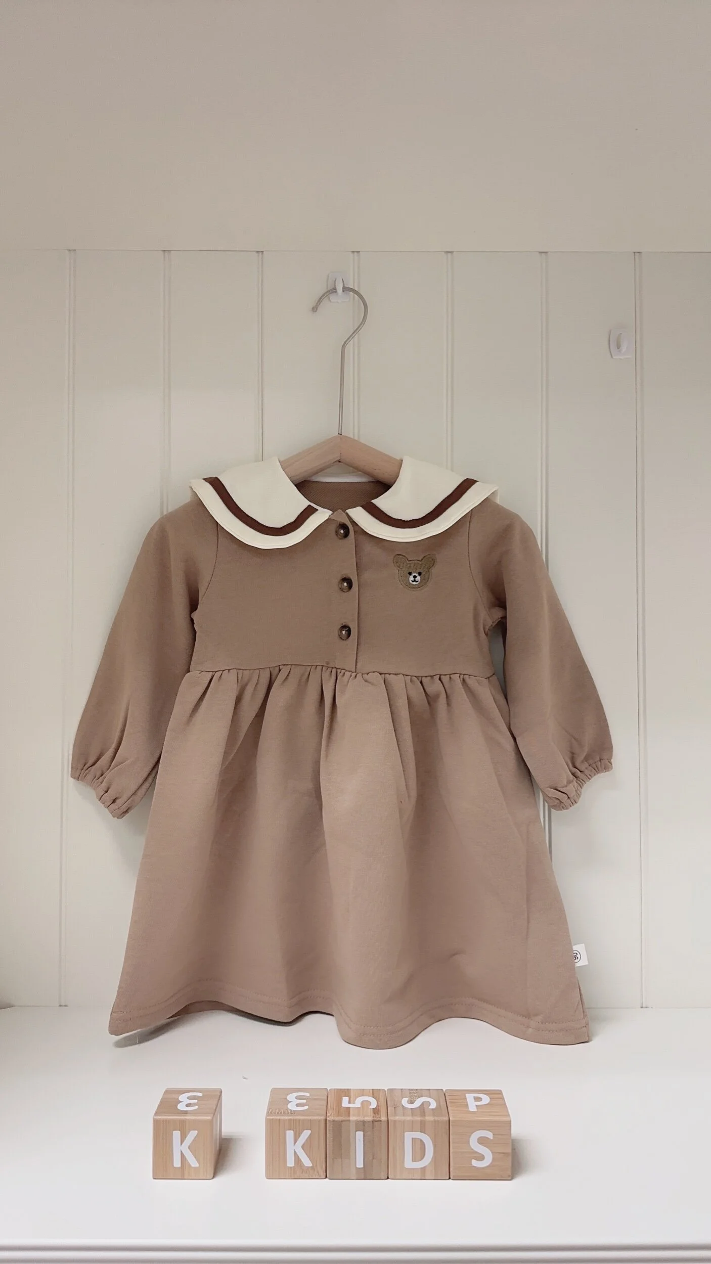 70569B74-6AC8-41BC-A49F-F8C6DD209B99