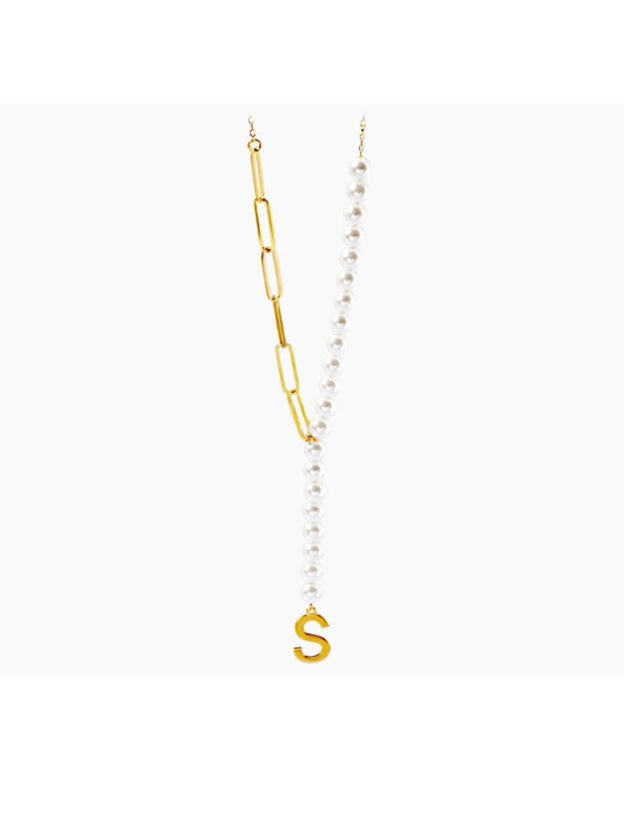 C7E29338-14B8-41C4-99A2-4F2139742A2F