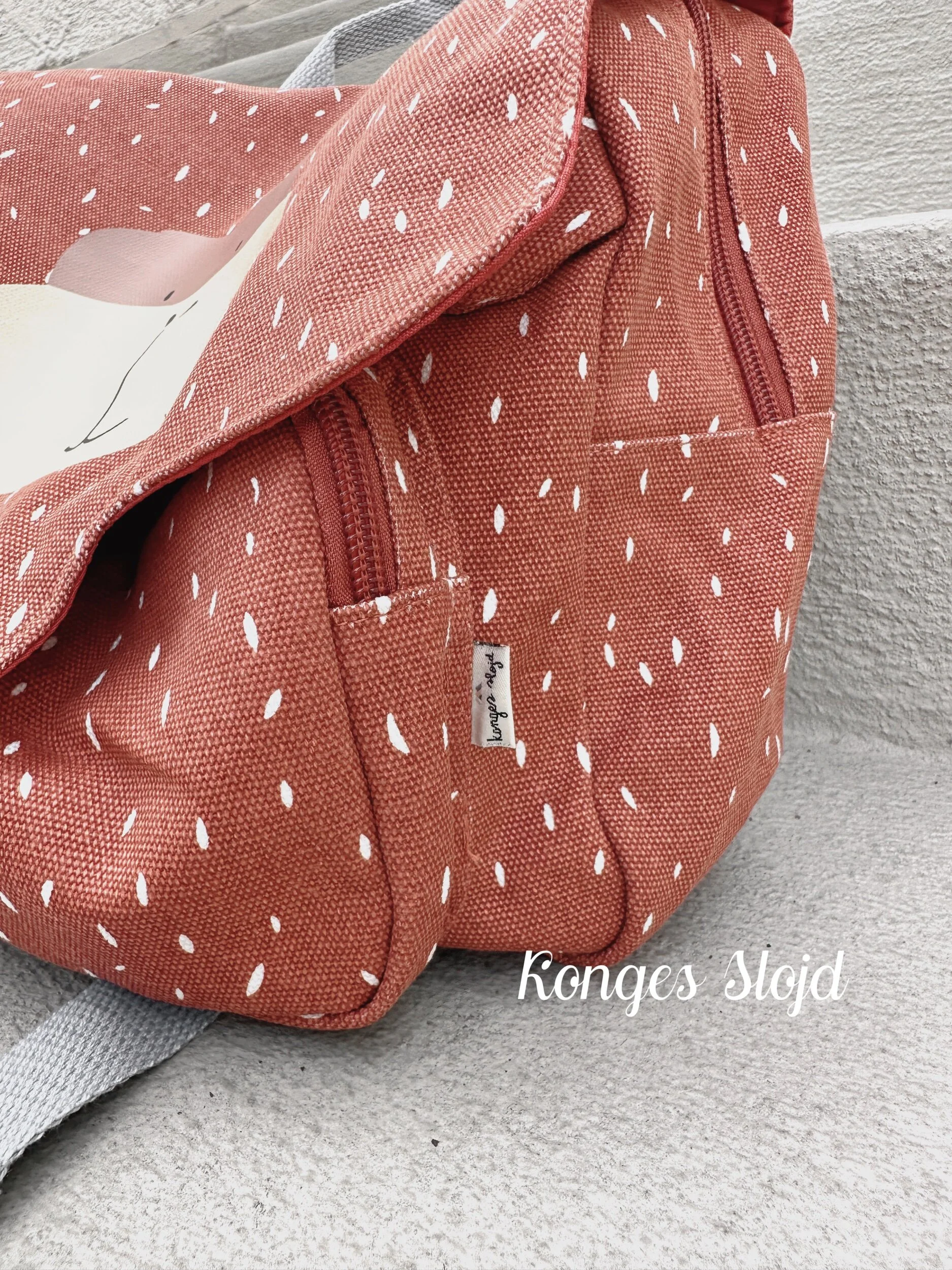 C64E9849-C946-4F36-9937-CF6D1C0C8BC5