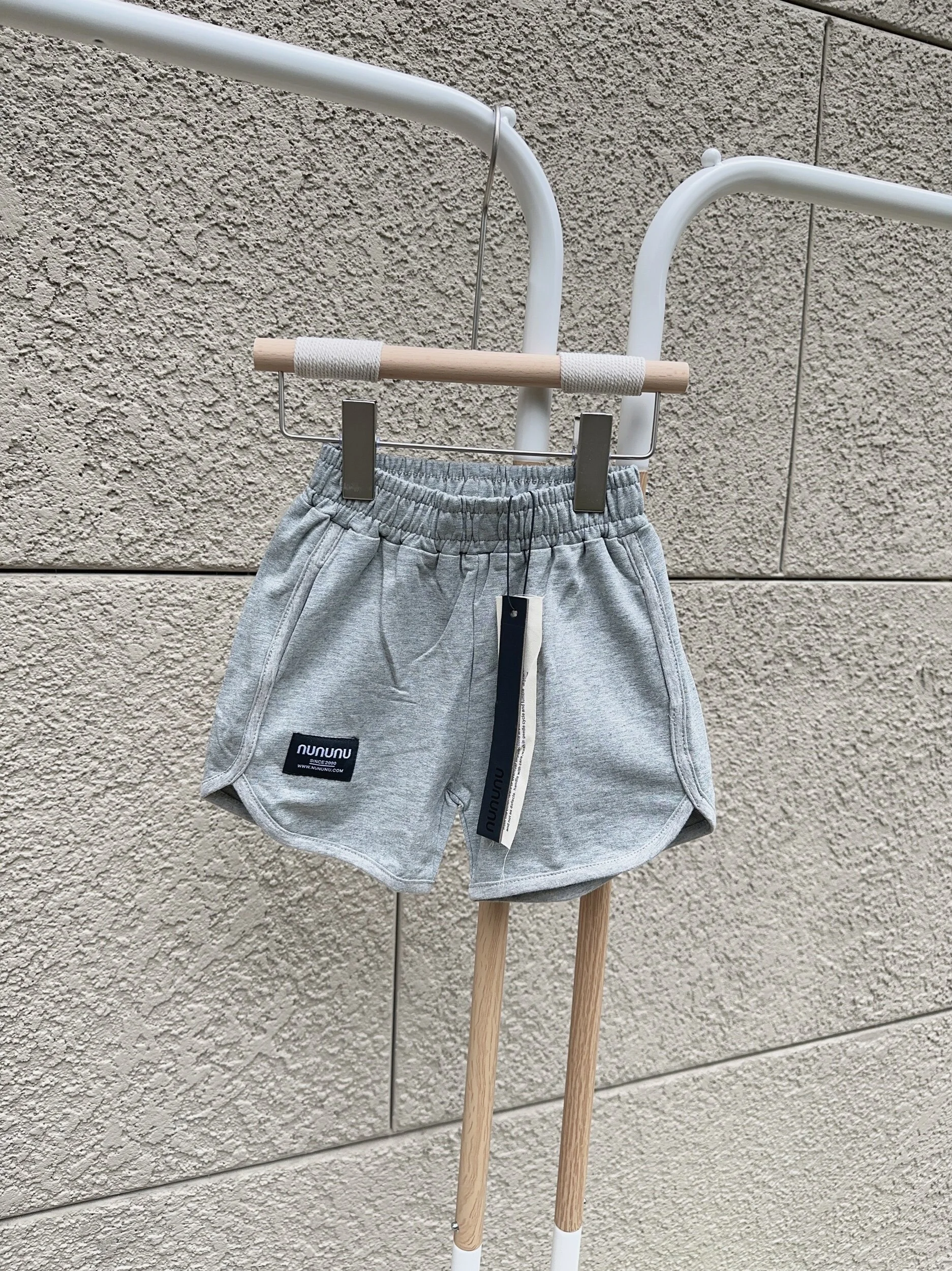 1BAFECF7-C206-4EFE-89CC-03E80CF15A0C