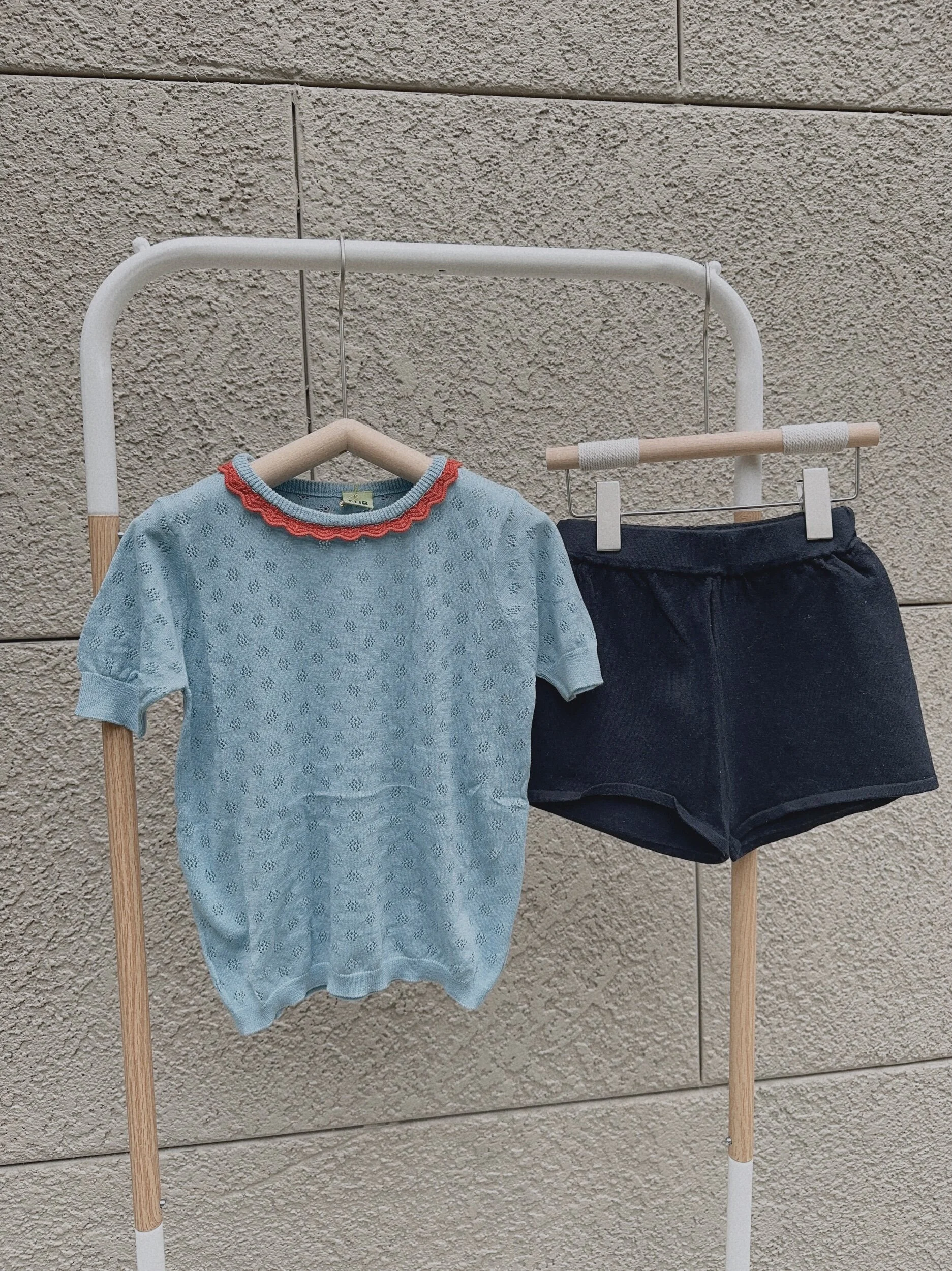 EAE82FE7-56BA-4DAE-9FB5-F8F61B090A31