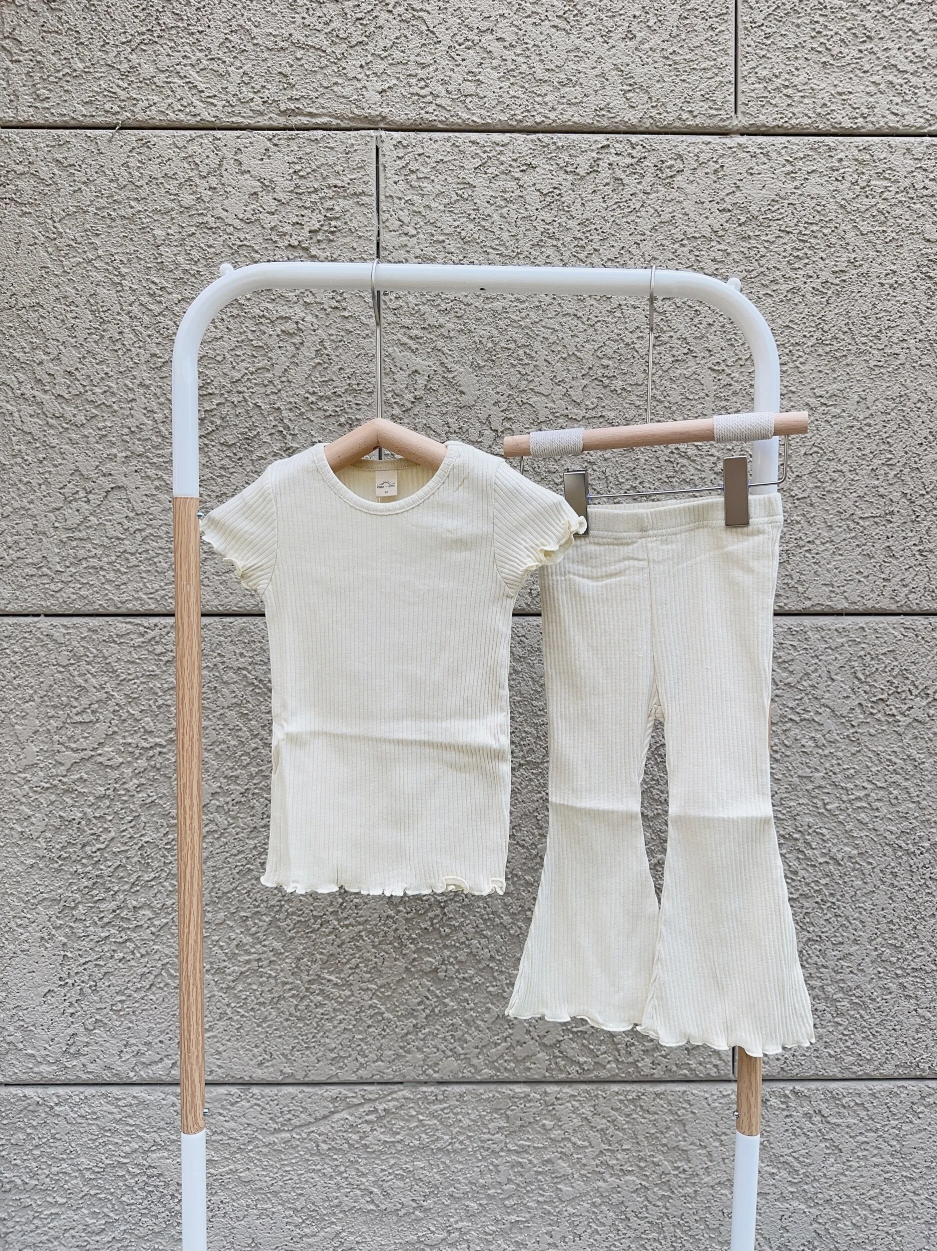 01BB1BB4-7ED9-4A65-8561-4D39FC47CBF7