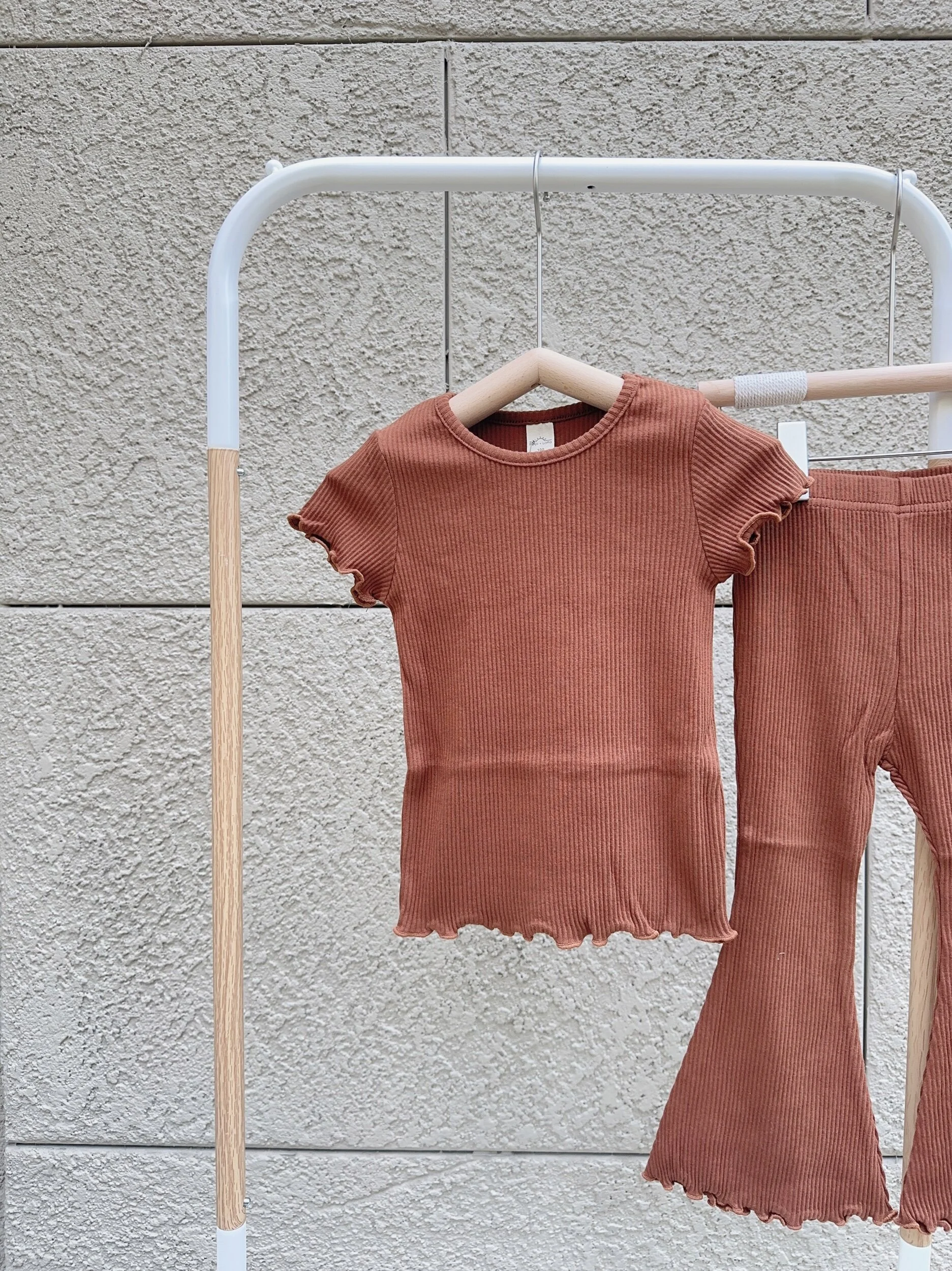 E371688E-42D7-4AC7-96B3-D1E5AD86EC37