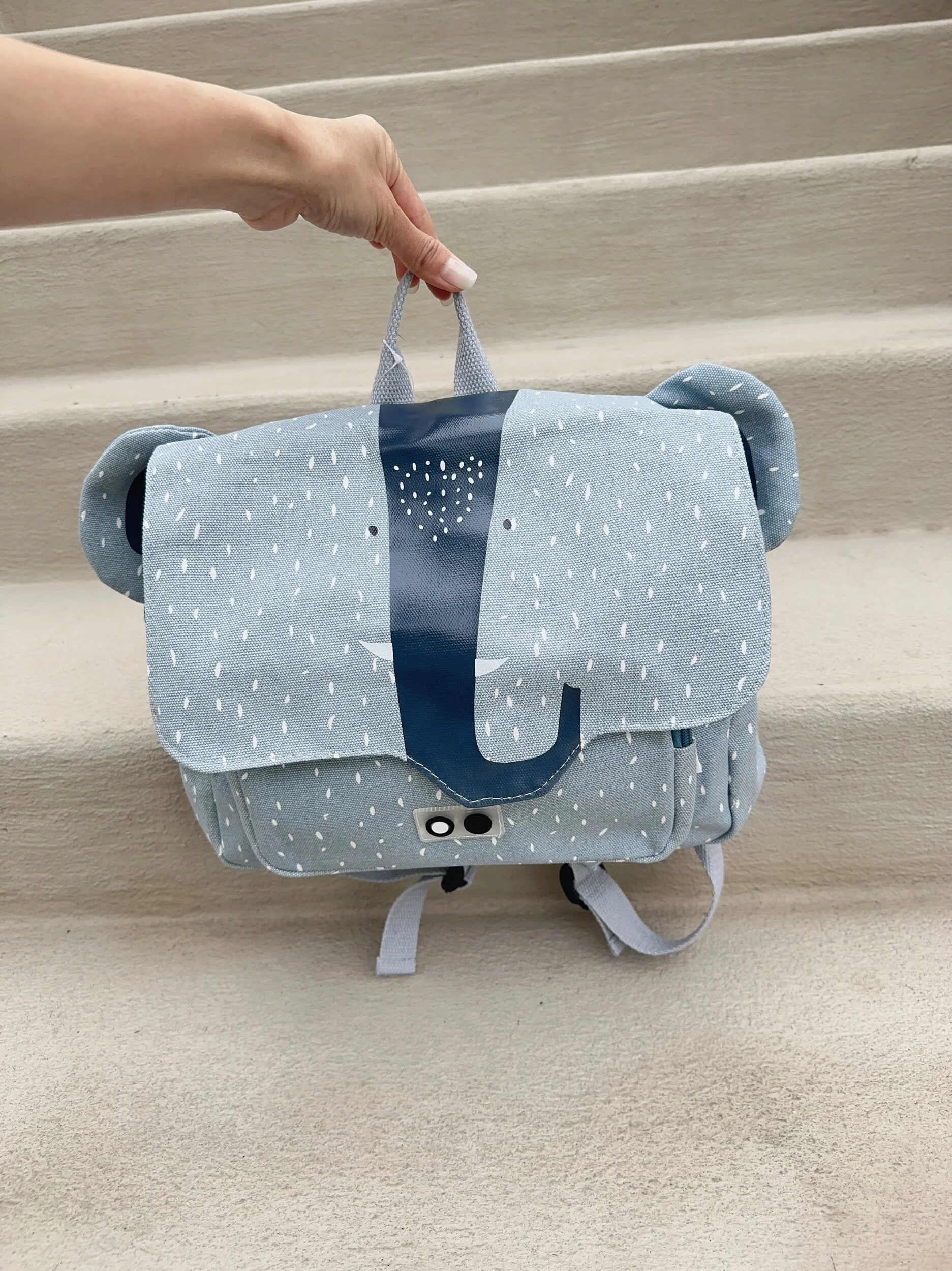 D05EEEED-C125-4641-A982-08C45CFBDB49