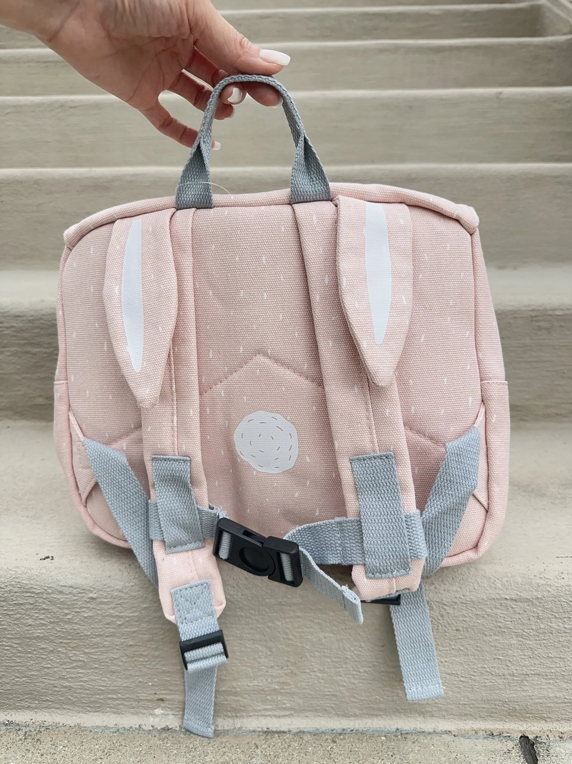 E646467C-C61D-4025-AD6B-B3D76EE12973