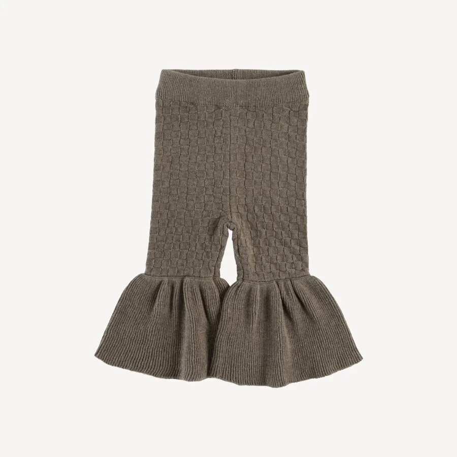 EBE0C29F-CEAC-4326-BE5D-4F681D820412