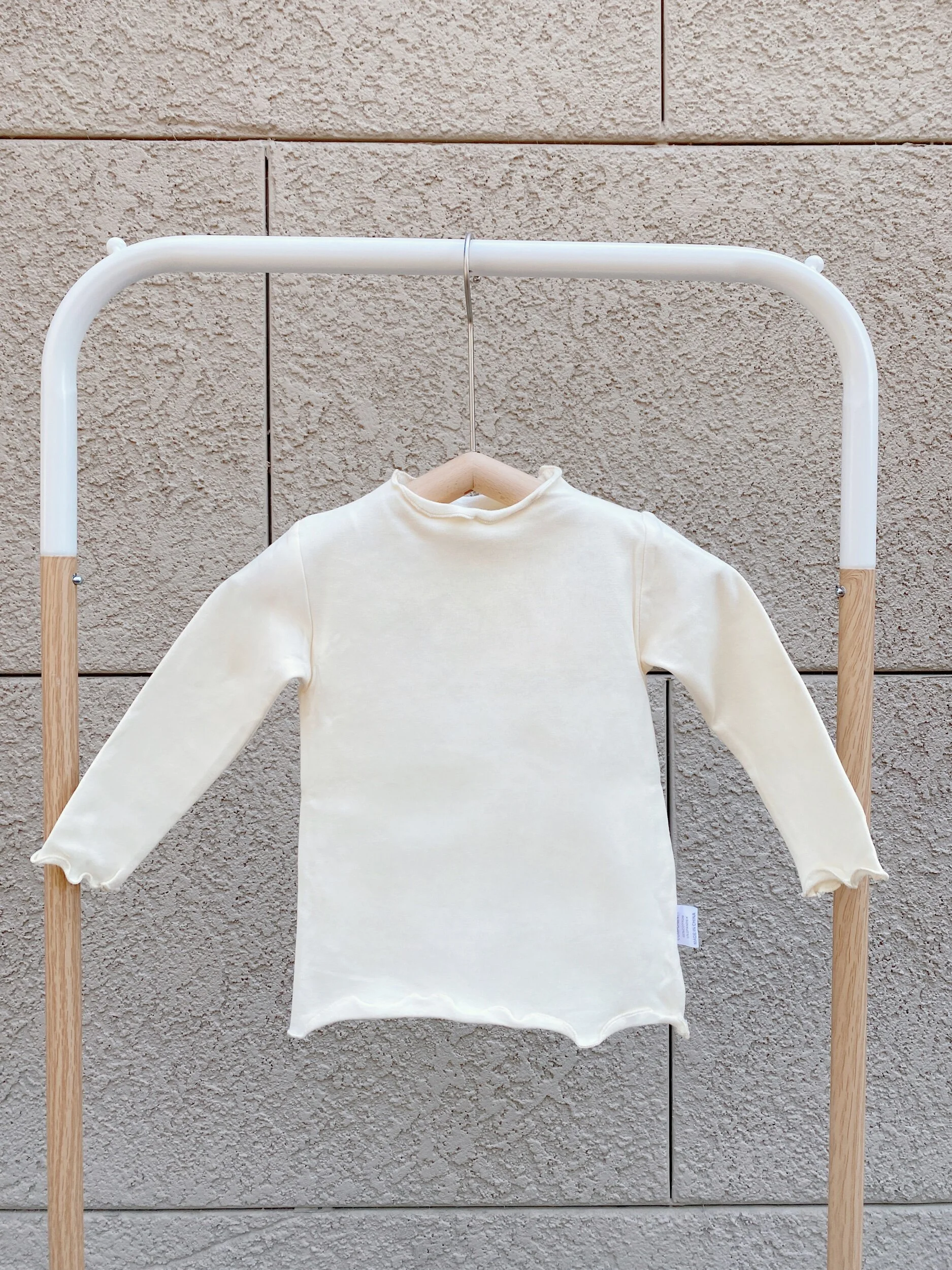 66965E36-6202-4EDD-BD7B-5ADE56AEC5AB