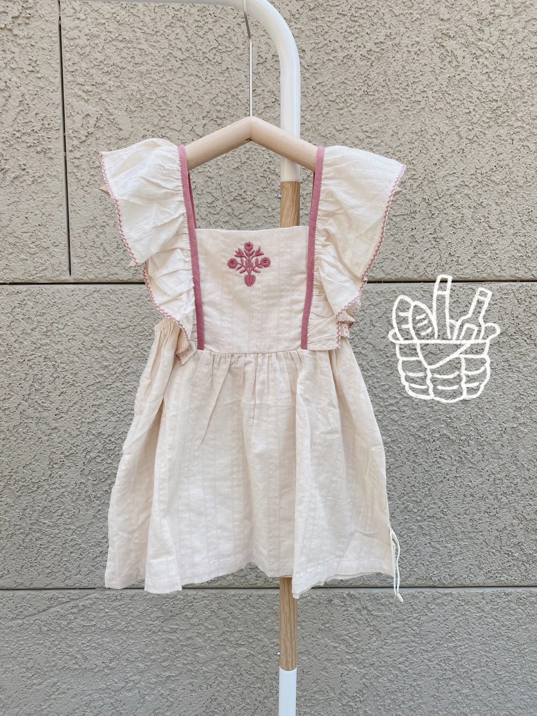 360AAF83-D69C-43F9-8B68-C2B82D8A949B