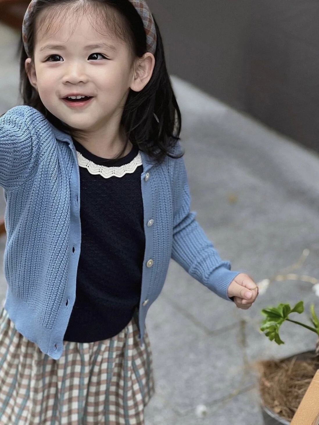 DEDAC61E-6273-47CD-AC48-0C8CAAC9F900