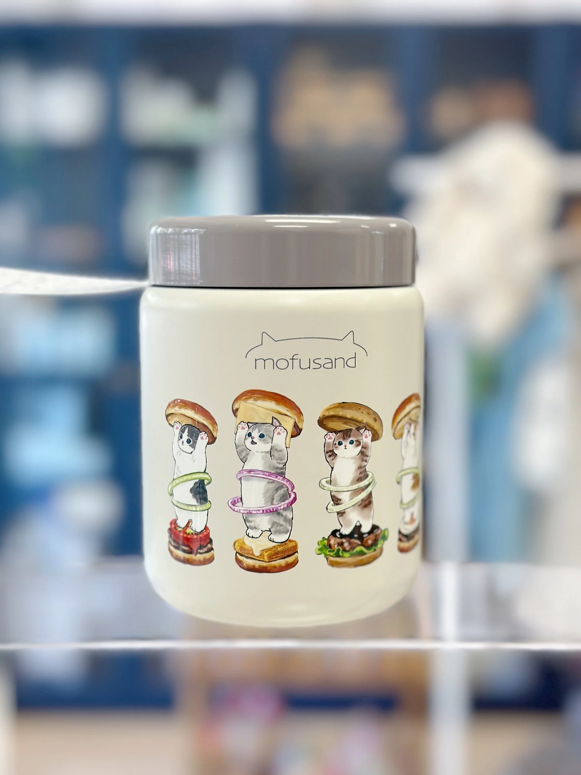 CDE91B2B-1D37-4F4B-A49C-5A3FDA5F5950