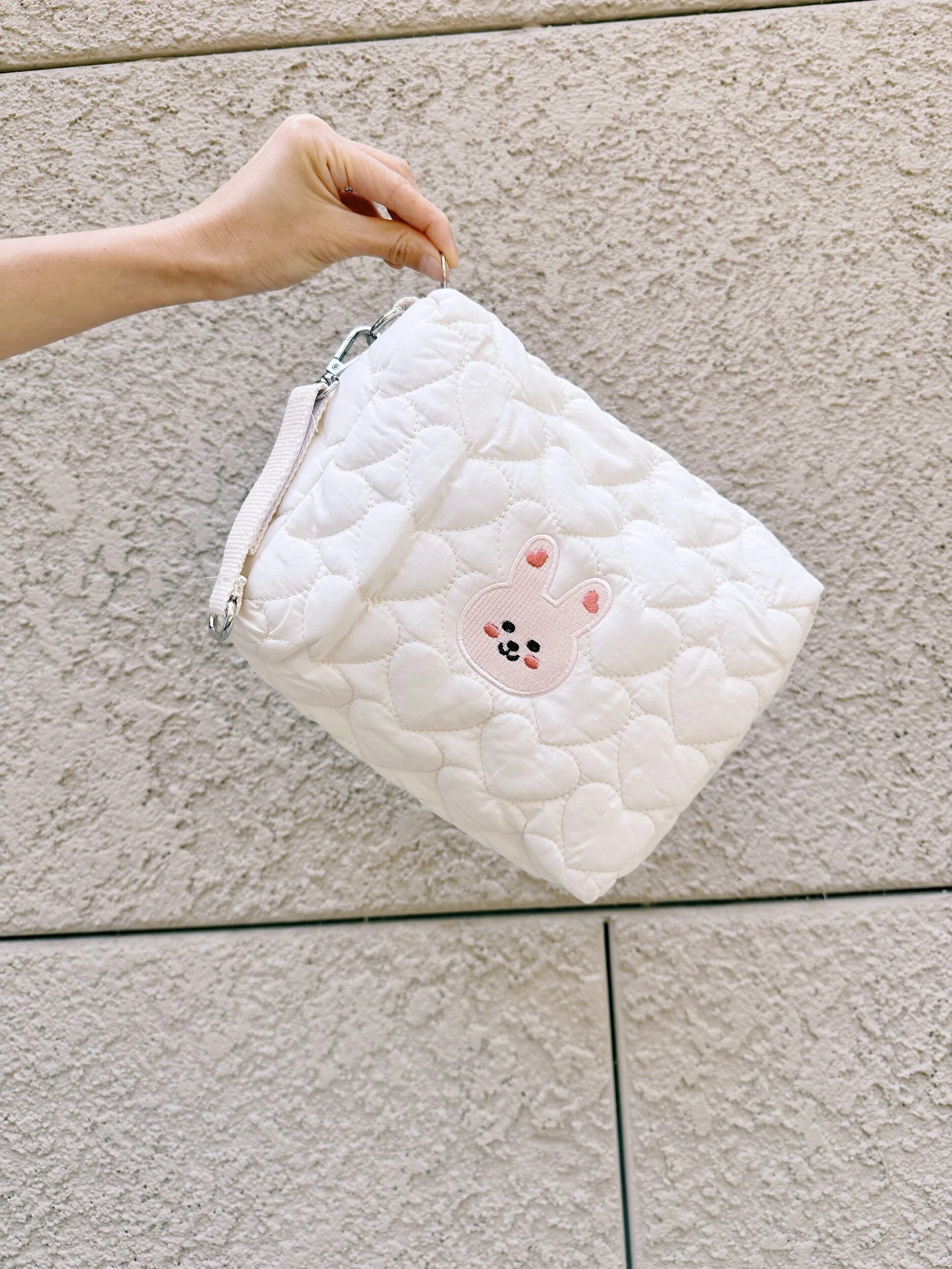 362EAA69-60C6-423D-A3EE-E9B7E5912E65