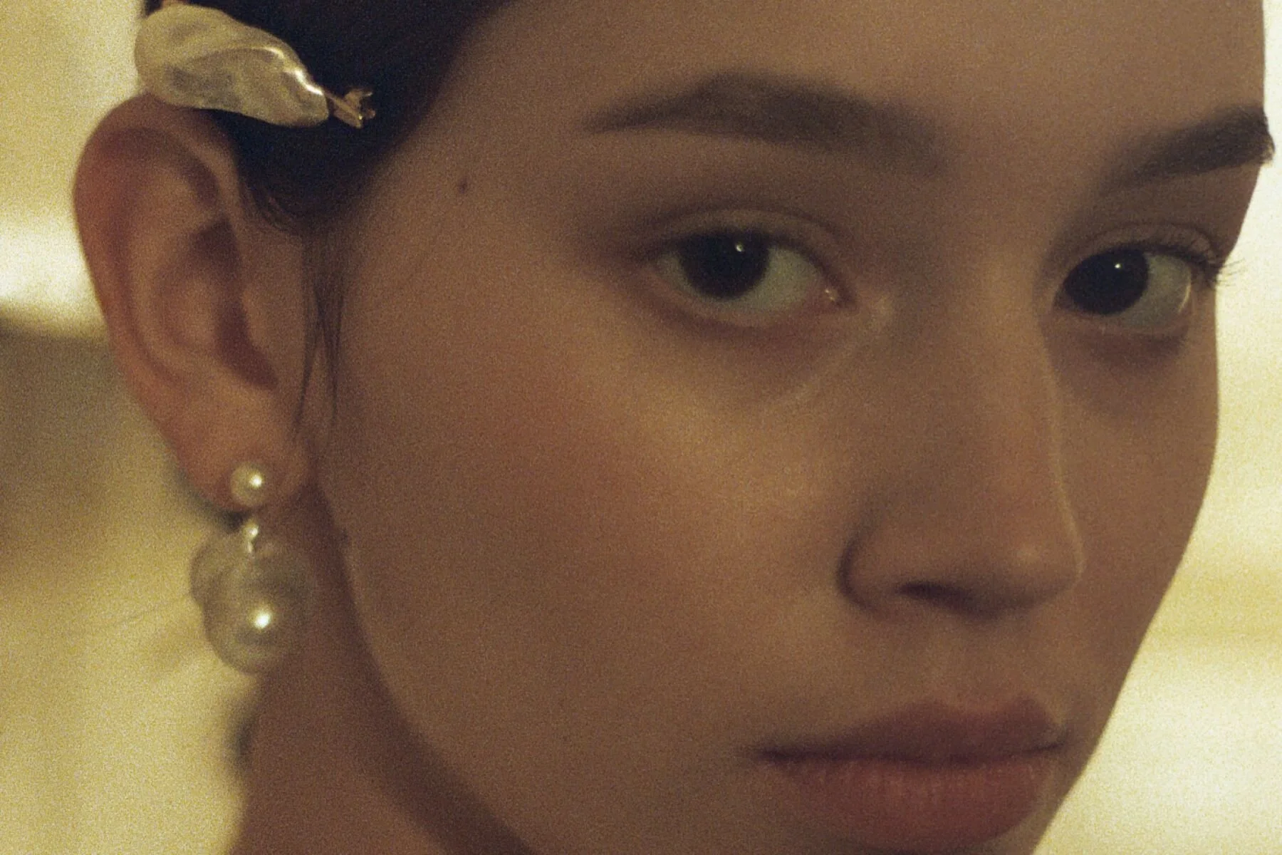 FC4F80B9-DAA5-43BB-979F-D8C878CD772E