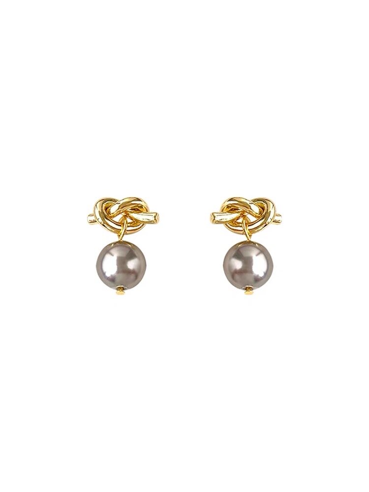 French Vintage 12mm Pearl Earrings