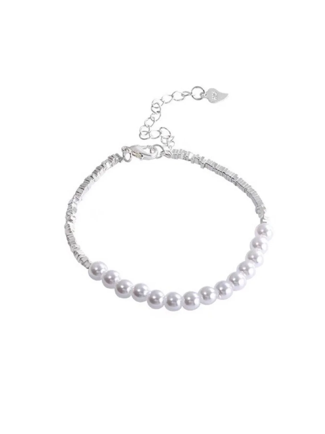 0CD08BE3-7D6F-4F99-9899-EC5281C38D2E