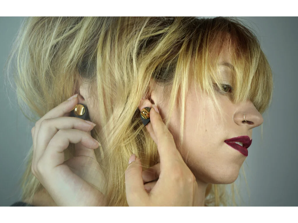 WEARABLES LOOKBOOK.006.jpeg