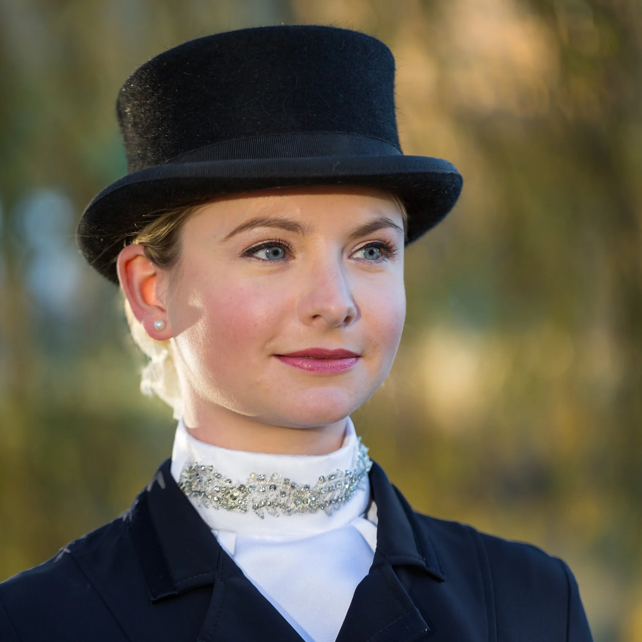 Alice Hurley (IRE / AUS)   Dressage