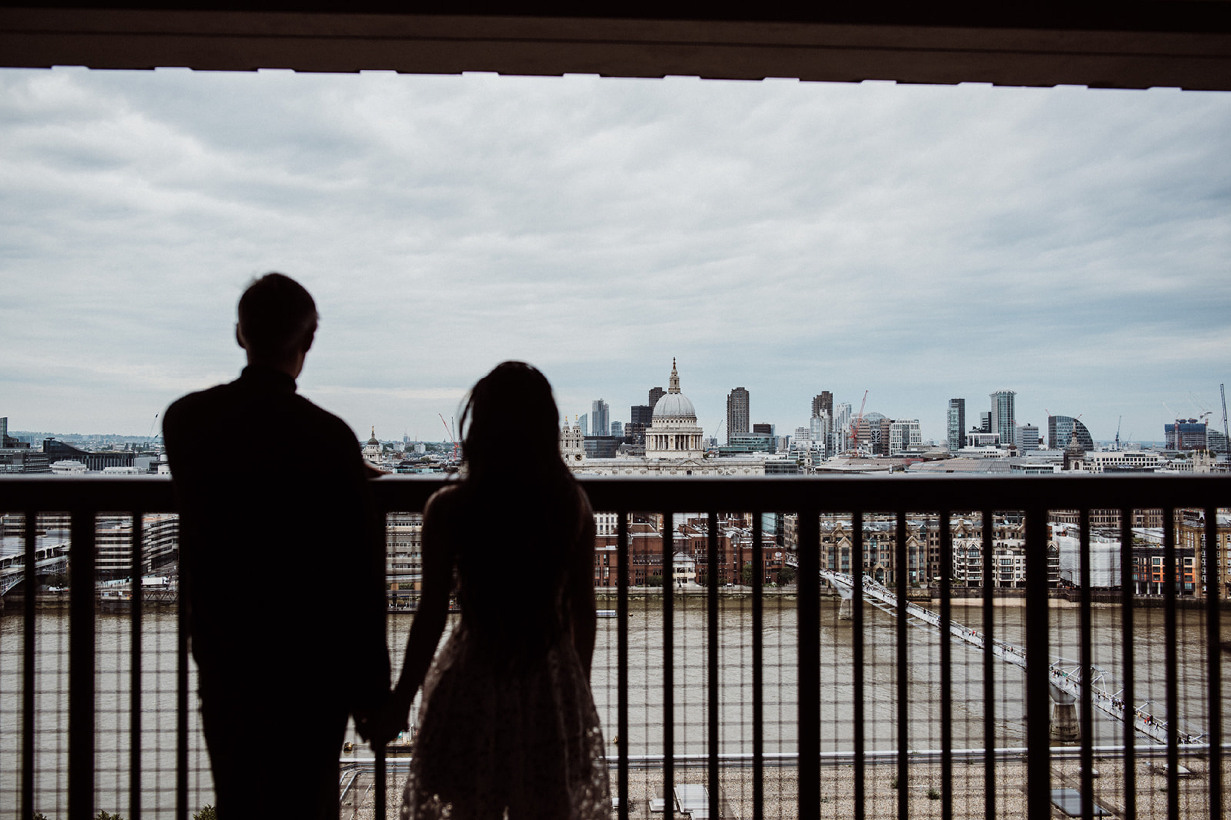 26_H+A_Engagement-75_london_modern_couple_engagement_southbank_photography_tate_wedding.jpg