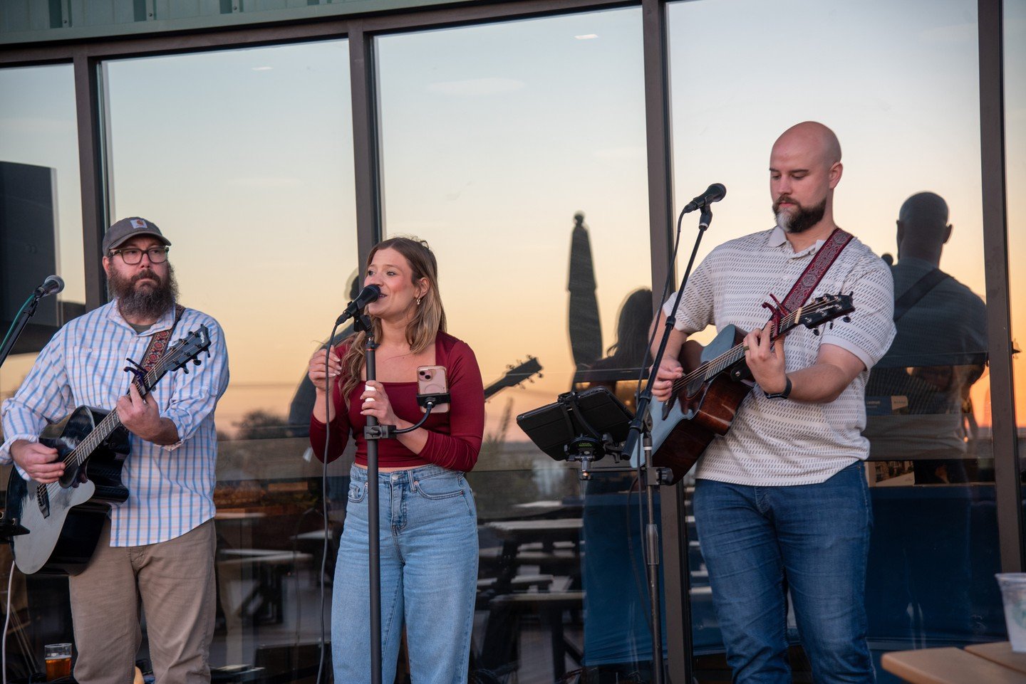 Live music, sunset views, cigars, drinks &amp; more! 👉 The #HilltopHangout is a can't-miss event during the Audrain Newport Concours &amp; Motor Week ✨ Tickets are on sale now at AudrainConcours.com
.
.
#newportri #rhodeisland #cars #lifestyle #ACMW