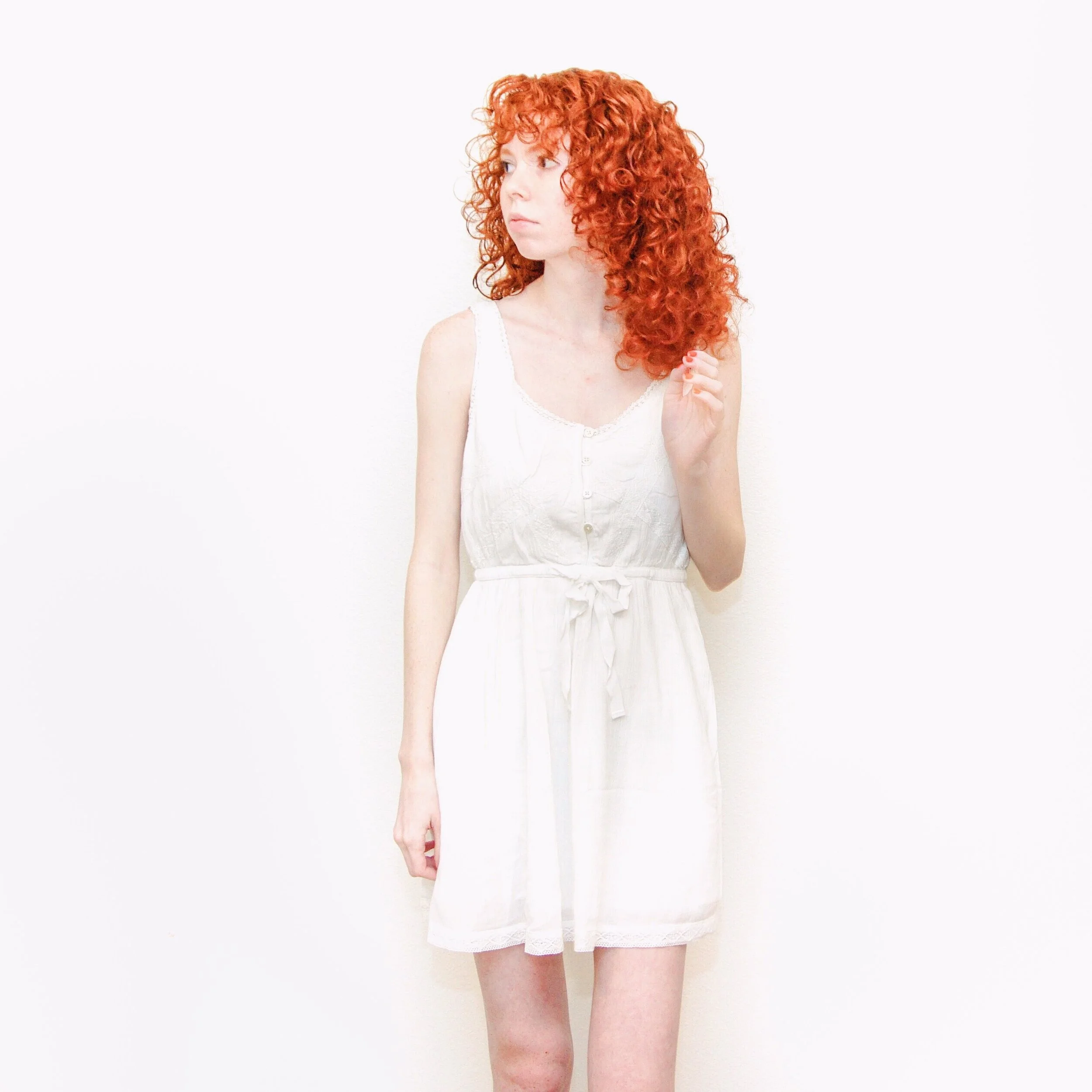 girl-in-white-lace-dress