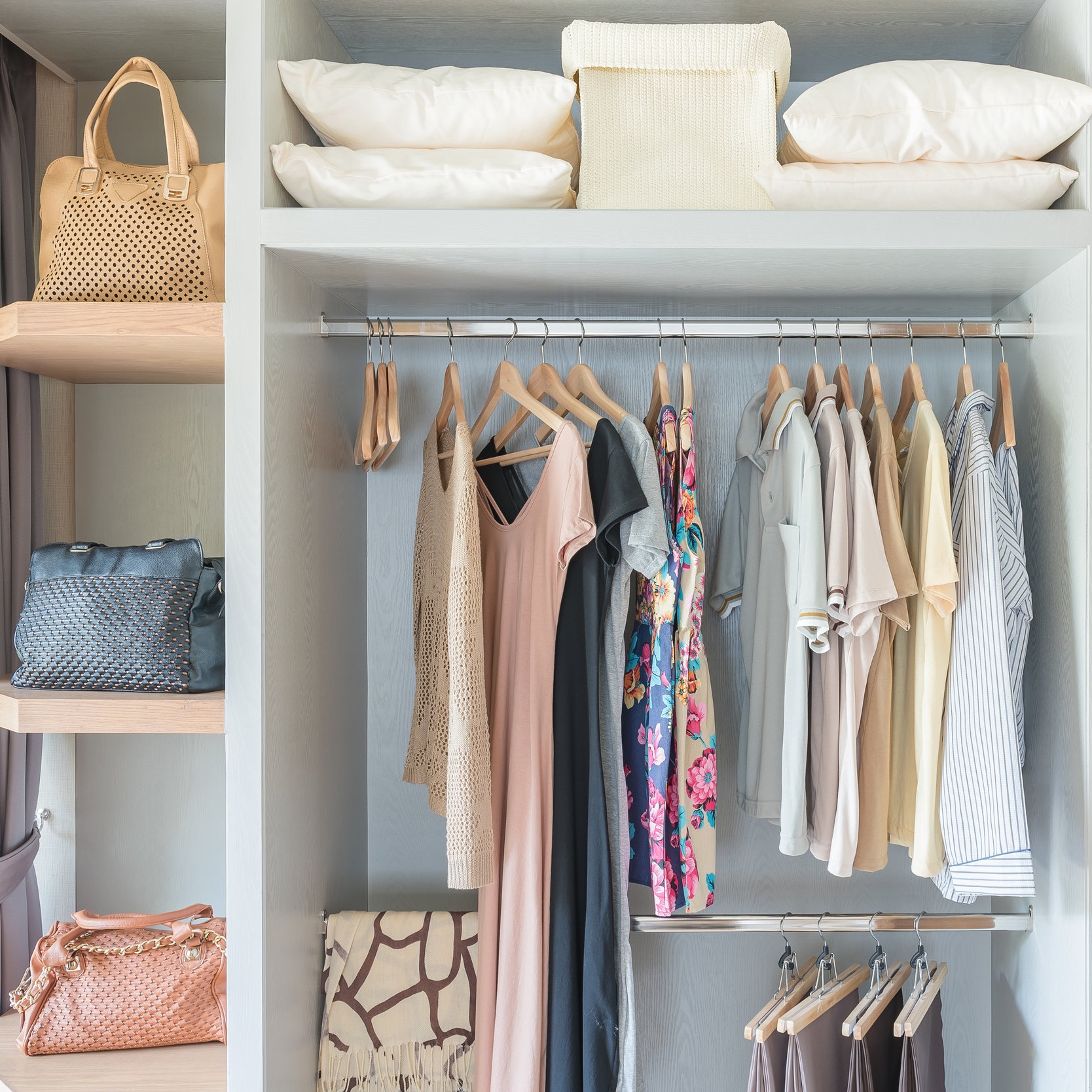 How to Build a Capsule Wardrobe You Don’t Hate — The Laurie Loo