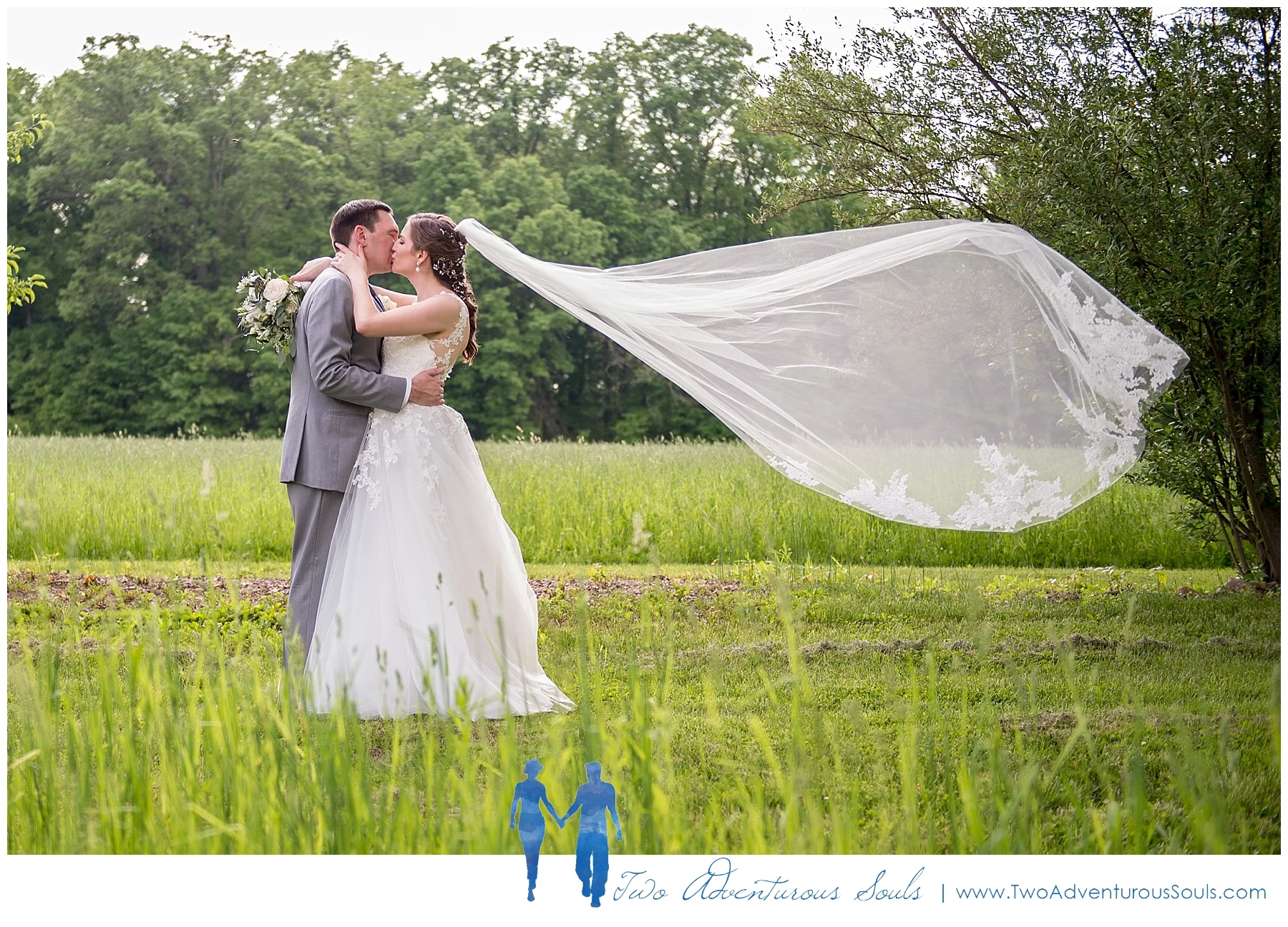 Quakertown-Wedding-Photographers-Farm-Wedding-Photographers-Two-Adventurous-Souls_0026.jpg