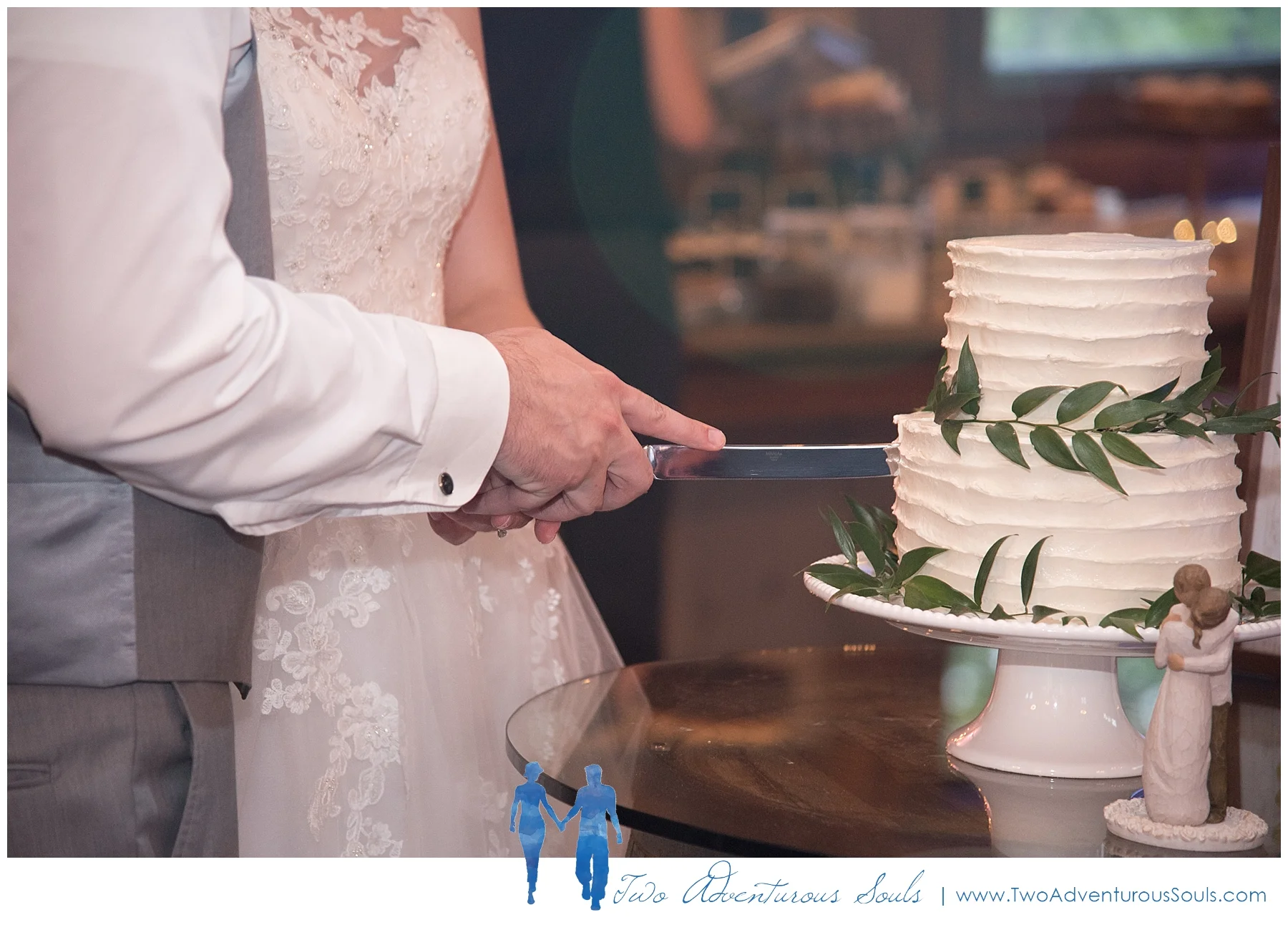 Quakertown-Wedding-Photographers-Farm-Wedding-Photographers-Two-Adventurous-Souls_0037.jpg