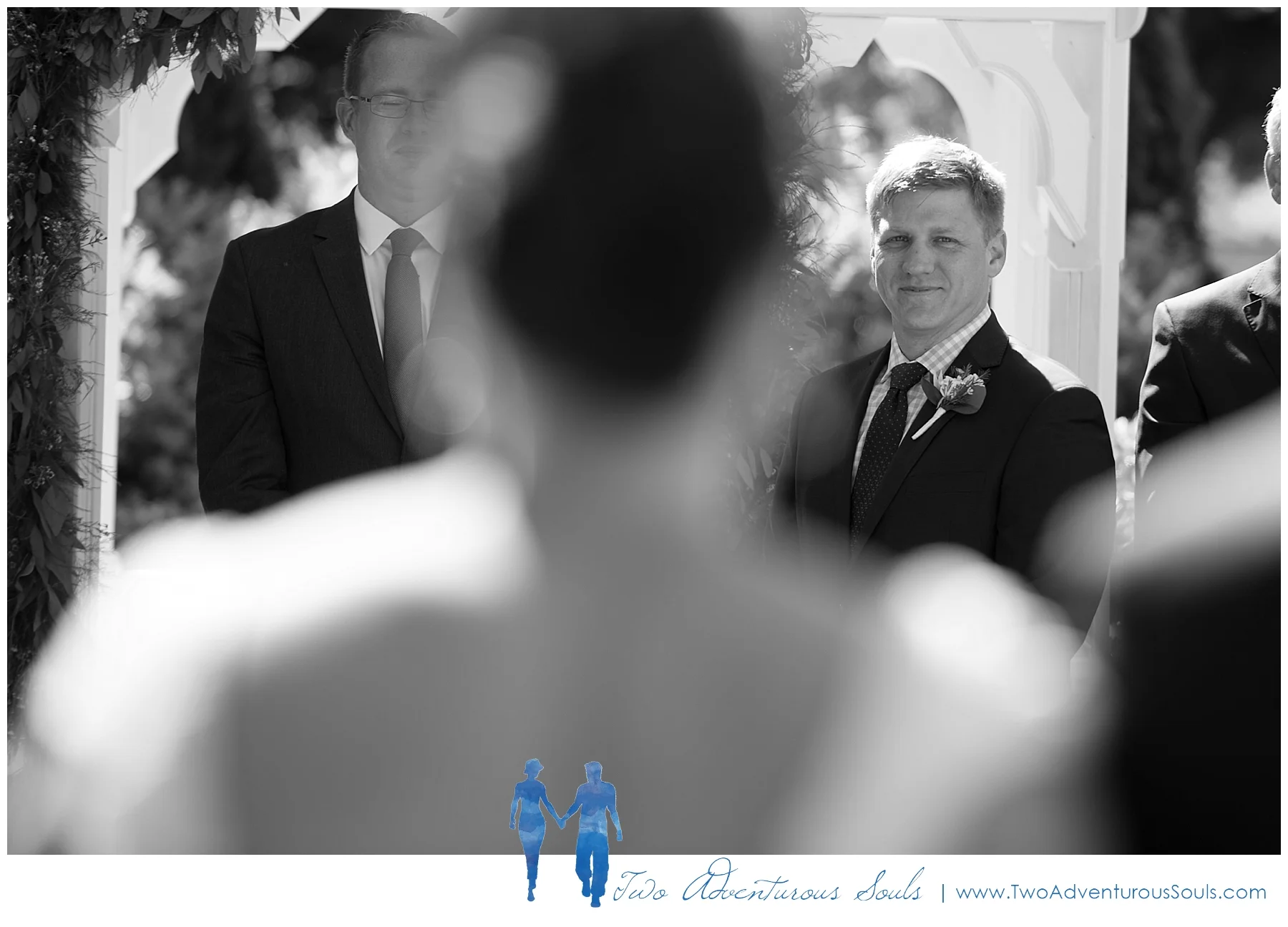 Inn-on-Peaks-Island-Wedding-Maine-Wedding-Photographers_0019.jpg