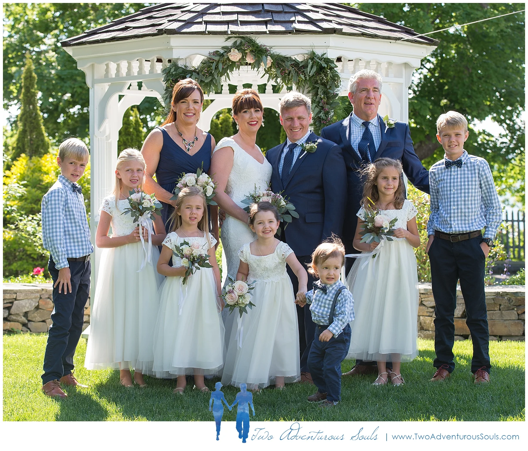 Inn-on-Peaks-Island-Wedding-Maine-Wedding-Photographers_0026.jpg