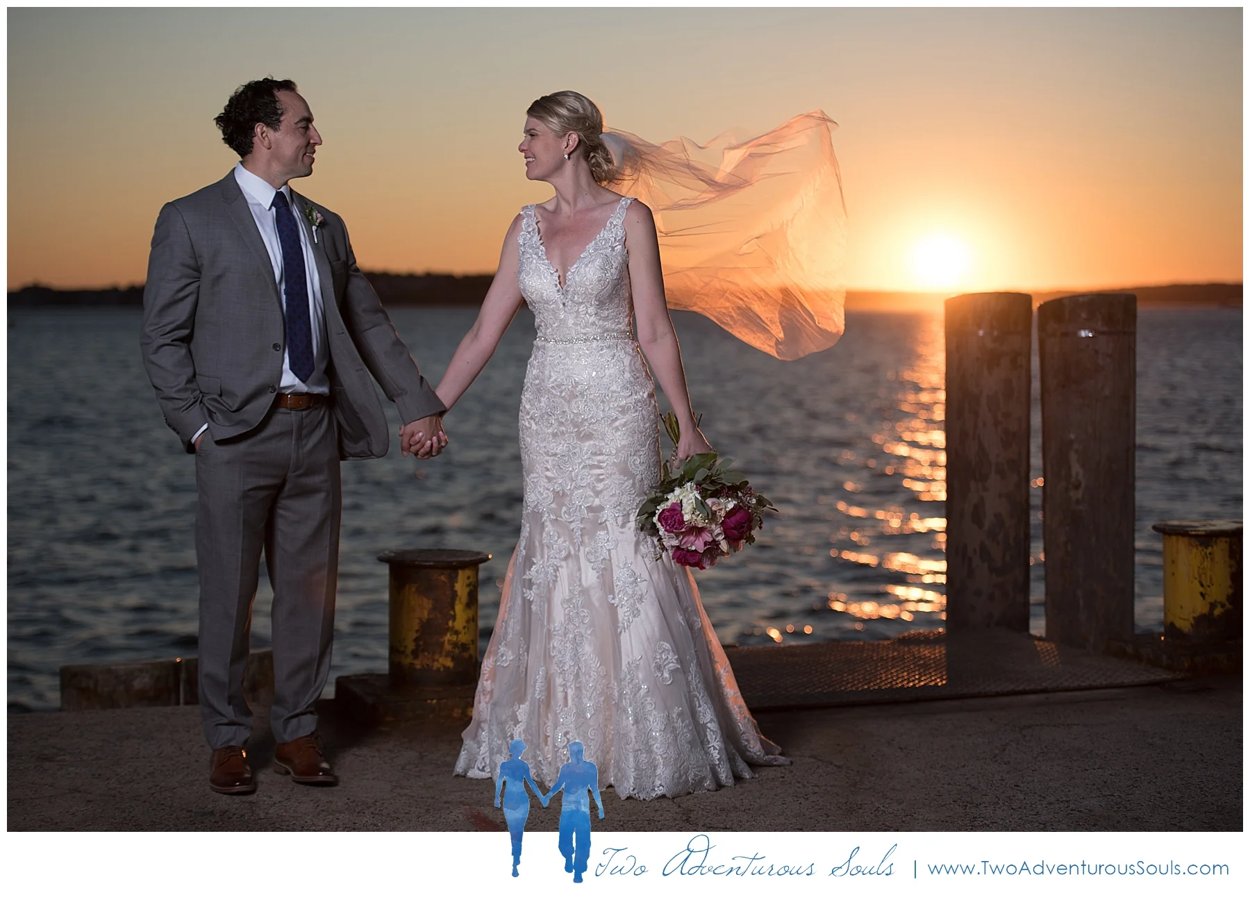 Inn on Peaks Island Wedding by Maine Wedding Photographers -
