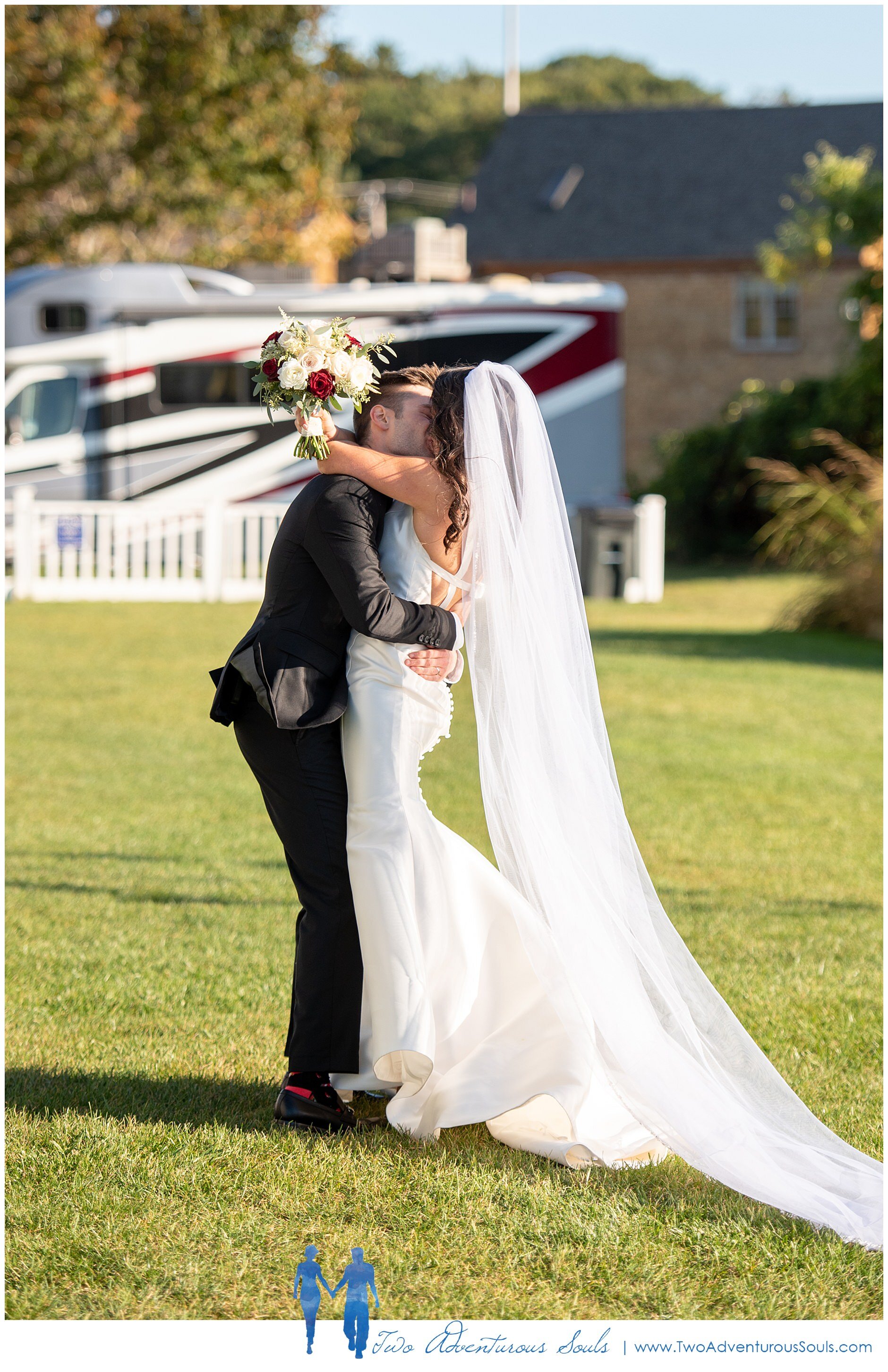 Maine Wedding Photographers, Nonantum Resort Wedding Photographers, Two Adventurous Souls- 100519_0037.jpg