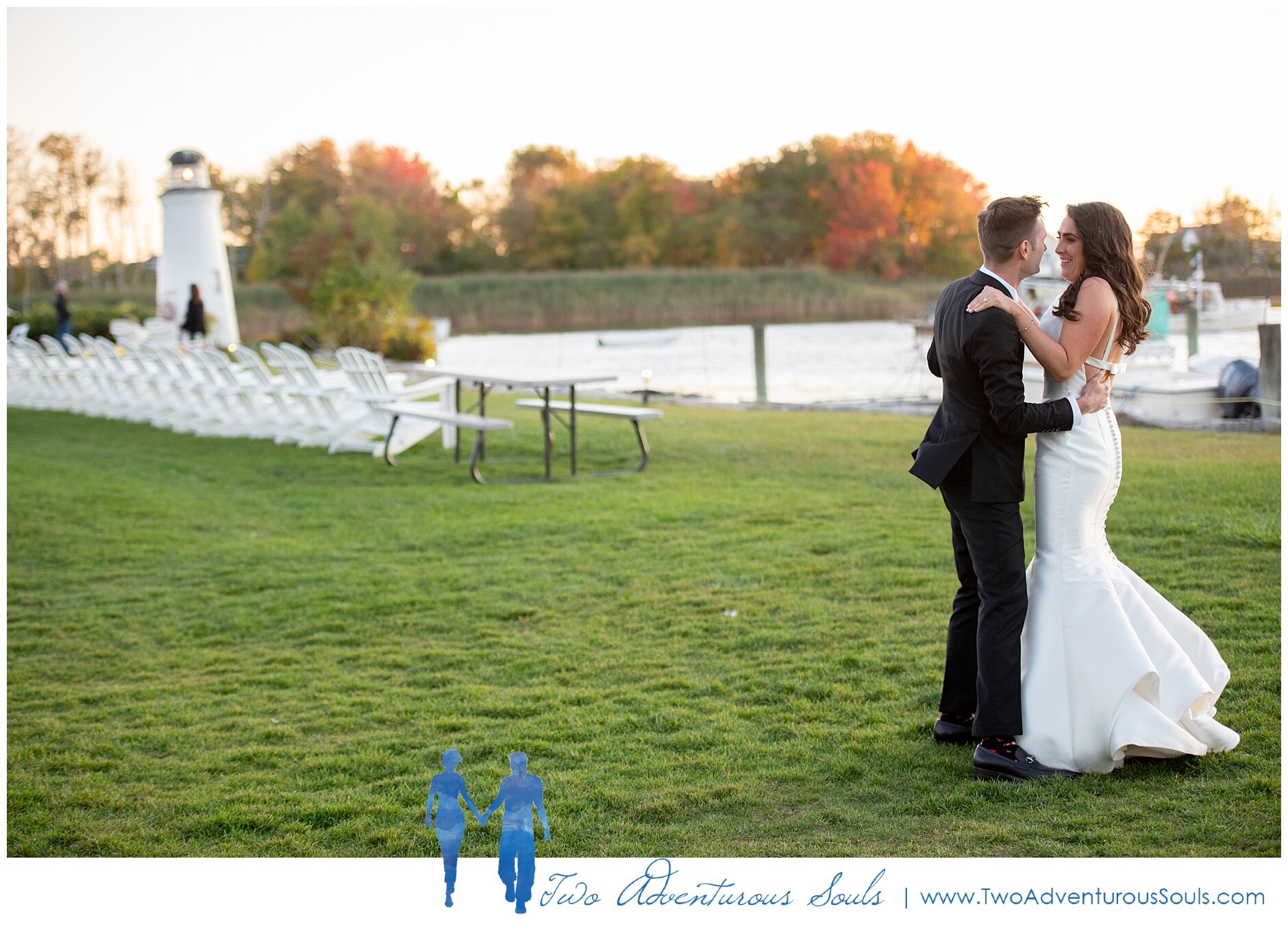 Maine Wedding Photographers, Nonantum Resort Wedding Photographers, Two Adventurous Souls- 100519_0056.jpg