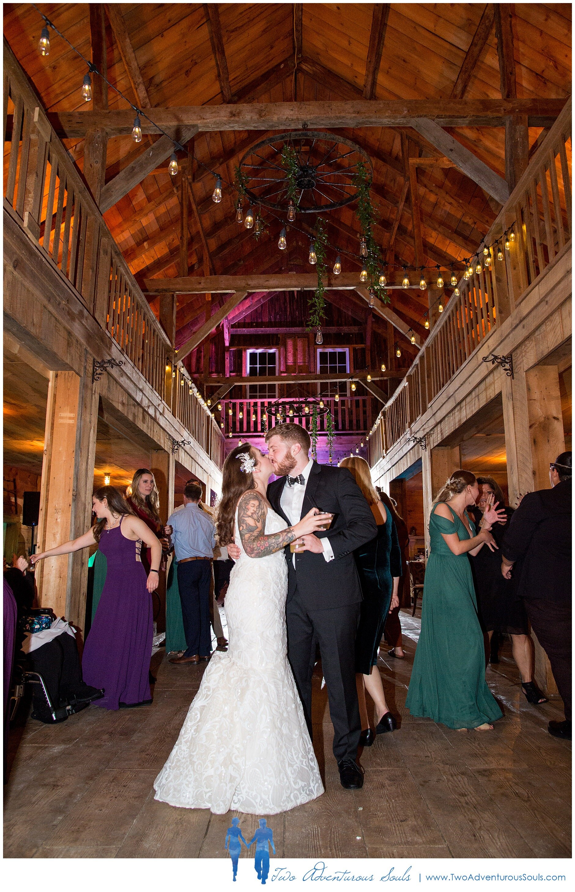 Maine Lake Wedding Venues, Maine Wedding Photographers Two Adventurous Souls - Riverwind Farm and Estate_0005.jpg