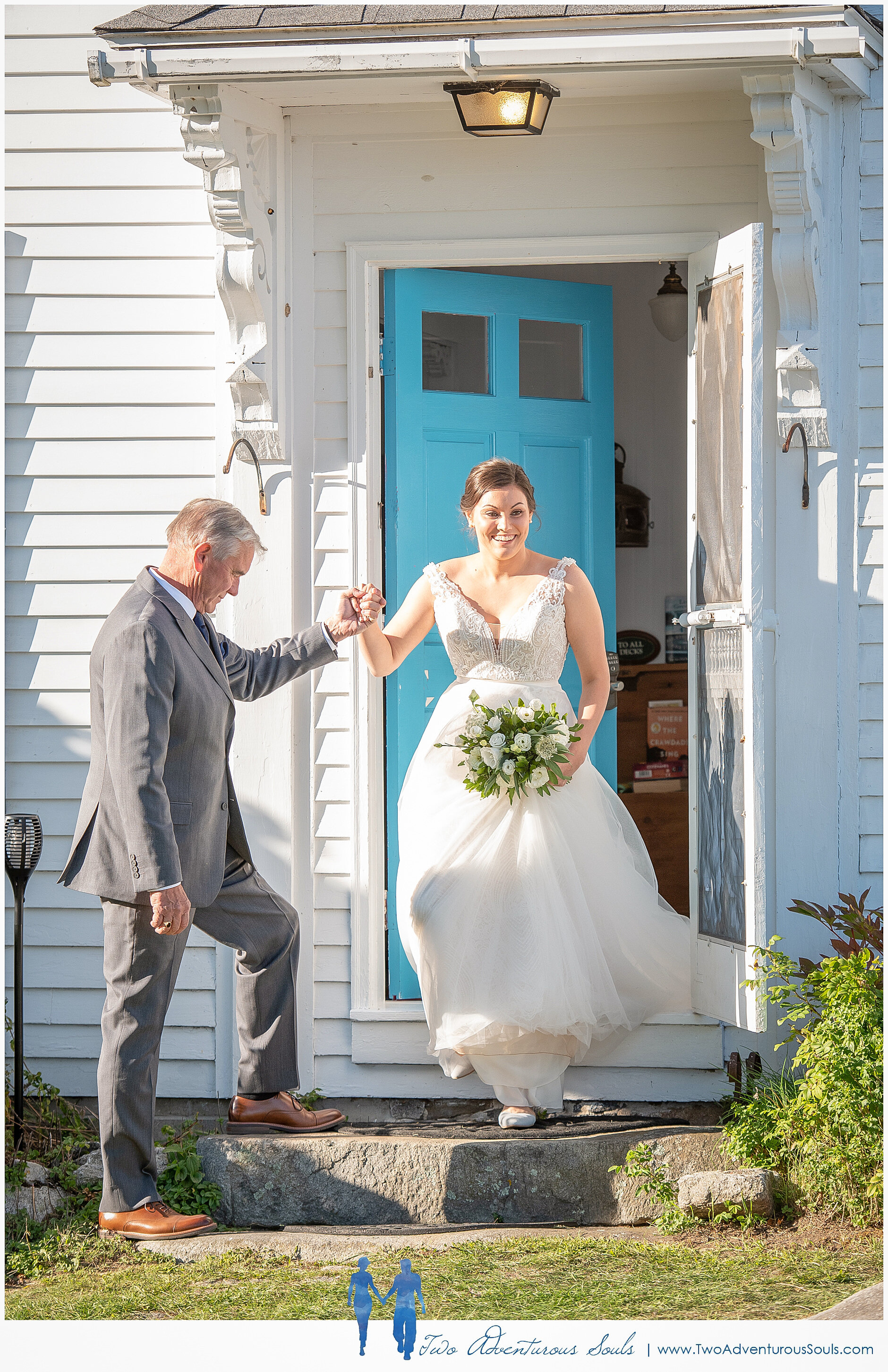 Westport Island Maine Tented Wedding, Maine Wedding Photographers, Two Adventurous Souls - 091920_0022.jpg