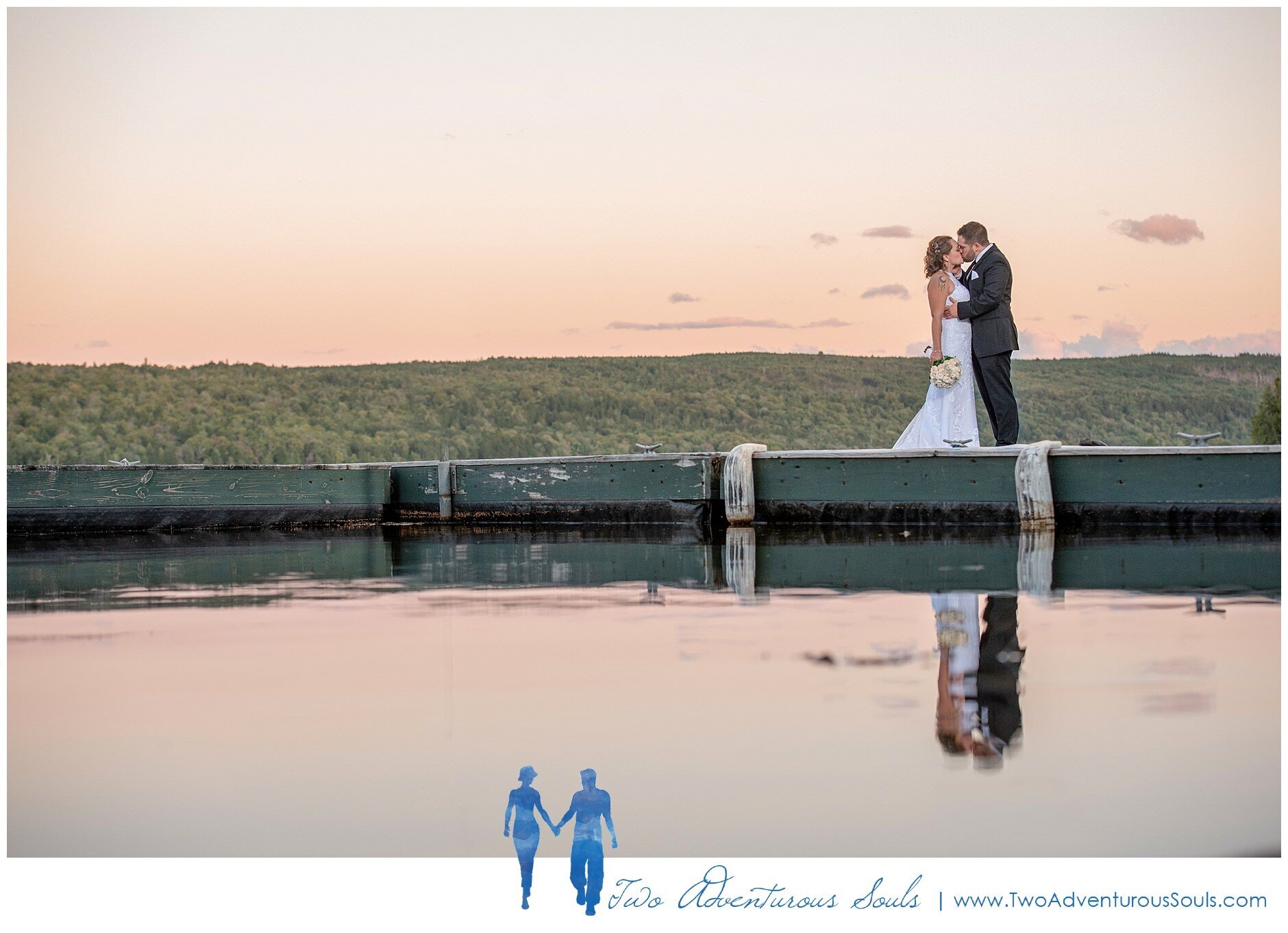 Lake+Parlin+Lodge+Wedding+Photos,+Jackman+Maine+Wedding+Photographers,+Two+Adventurous+Souls+-+090520_0040.jpg