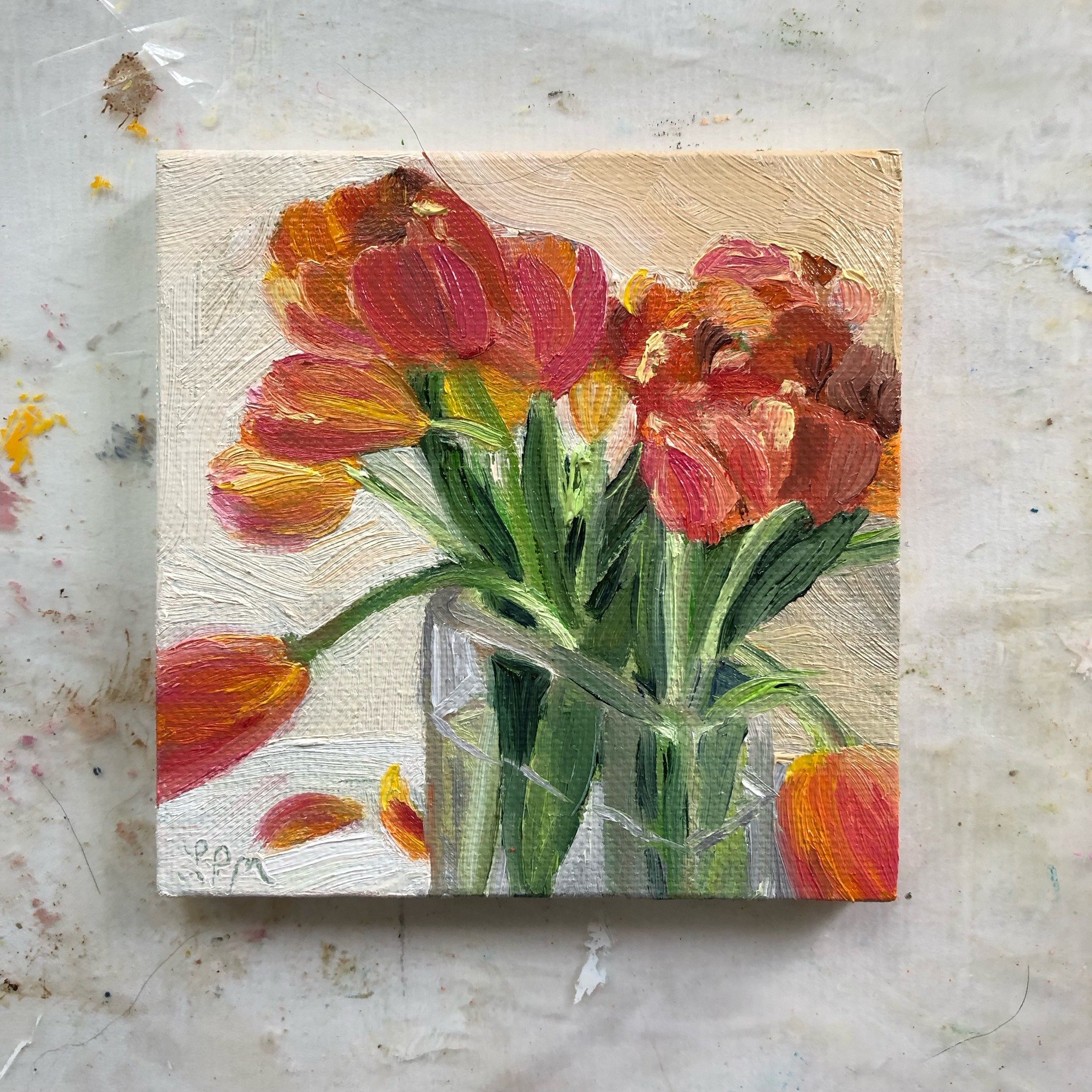 Little 4x4&quot; study to decide if I want to paint it bigger (and to use up the tiny canvases that have been sitting around my office for quite a while). I think I'm firmly a maybe.

#oilpainting  #alexandriaartist #tulips #tulippainting #blossoms #