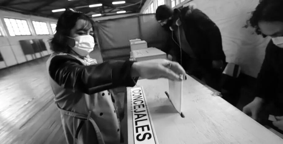 DecideChile sobre las elecciones: “El primer resultado que va a subir el Servel al servidor va a ser a las 18:35, 18:40 horas”