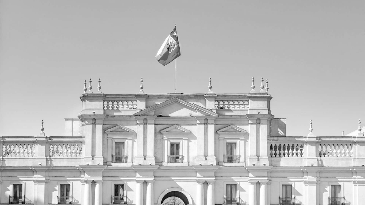 Cristóbal Huneeus analiza la contingencia nacional