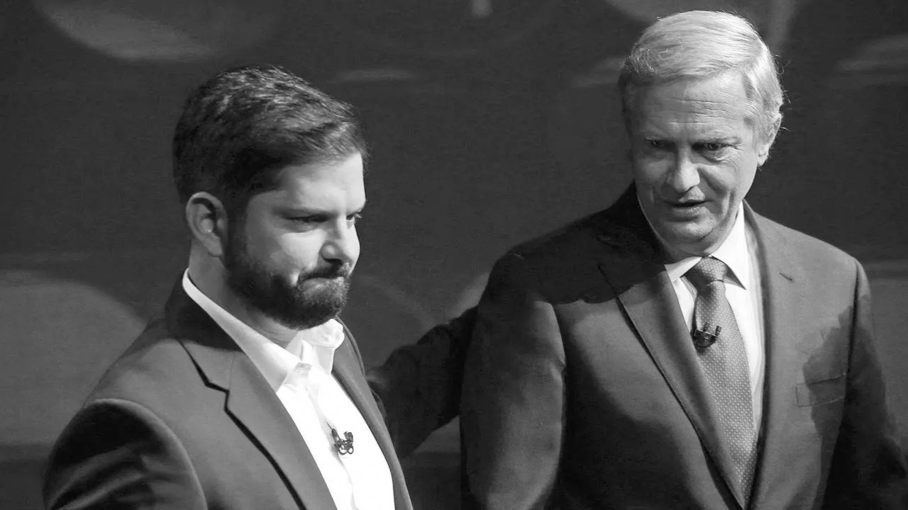  Cristóbal Huneeus y Claudio Alvarado analizan la contingencia nacional