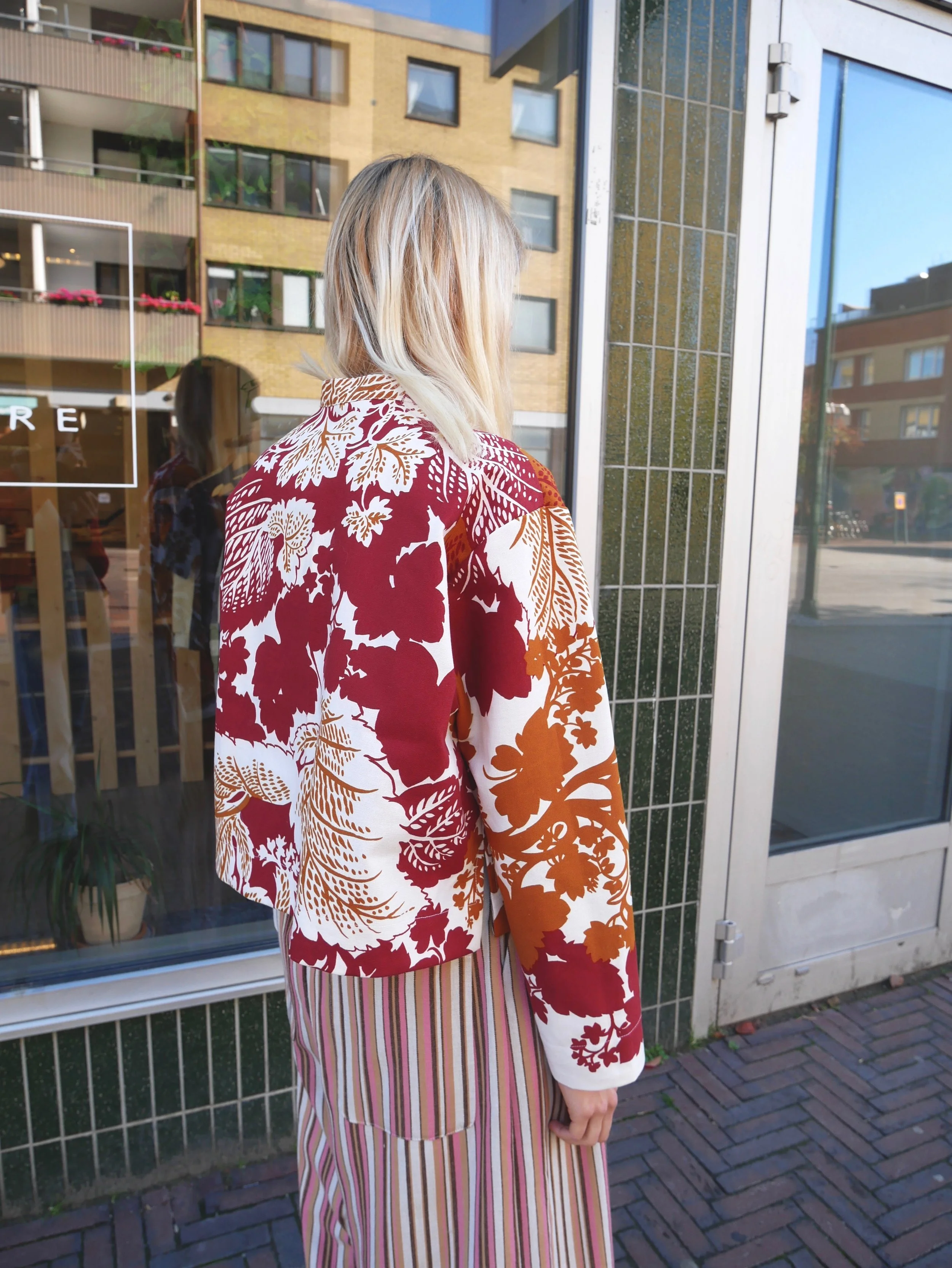 cropped summer jacket, vintage cotton back view